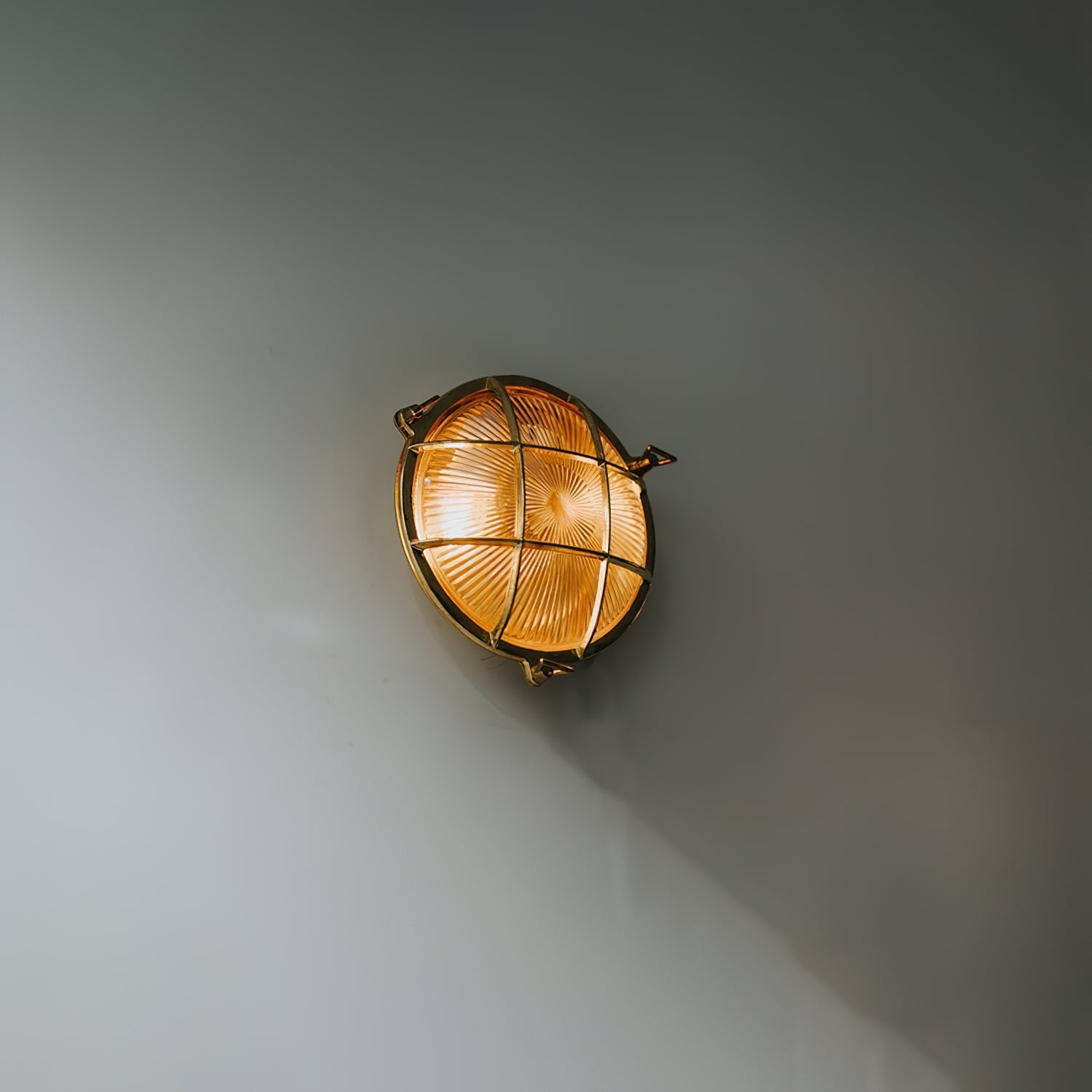 Freyza | Erthearis Vintage Brass Brass Wall Light – Vintage Bedroom Hallway