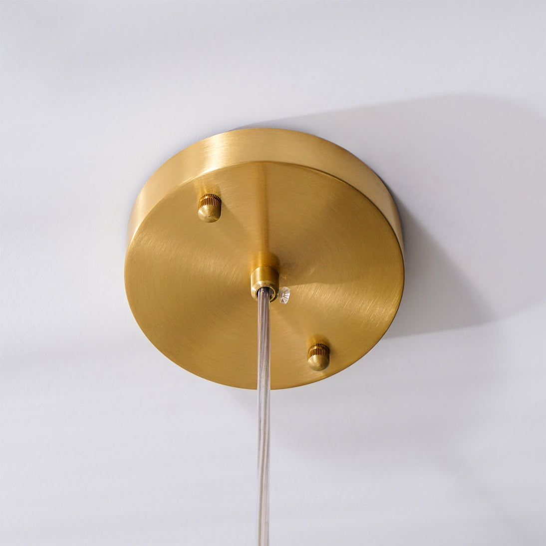 Freyza | Suspension en laiton albâtre avec pendentif en forme d’oie – Cuisine et salle à manger
