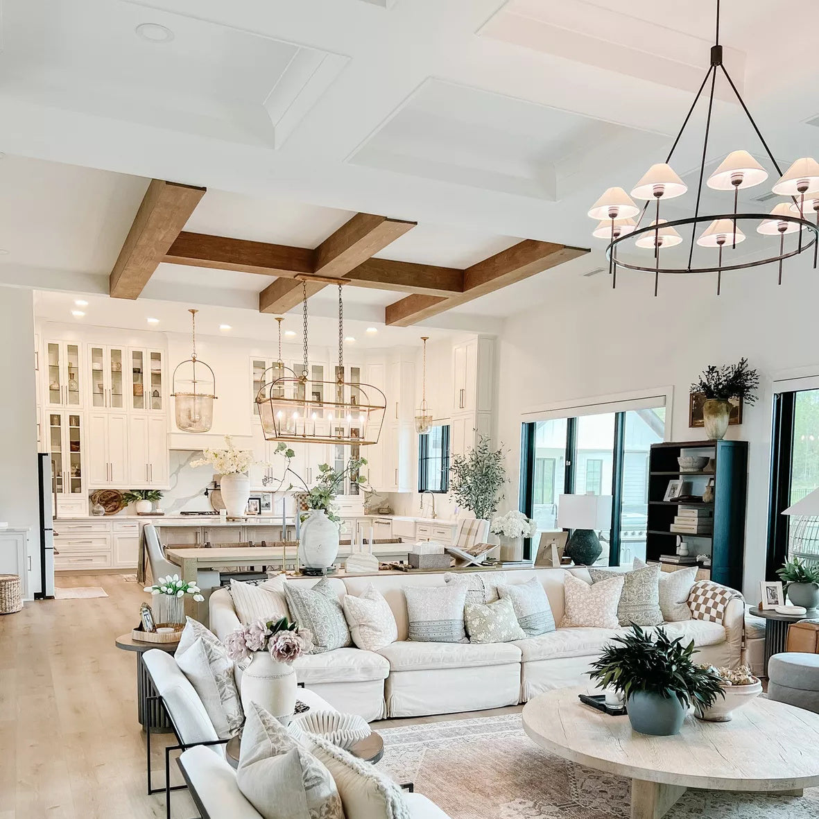 Freyza | Hackney Vintage Industrial Brass Fabric Chandelier – Industrial Dining Room Living Room