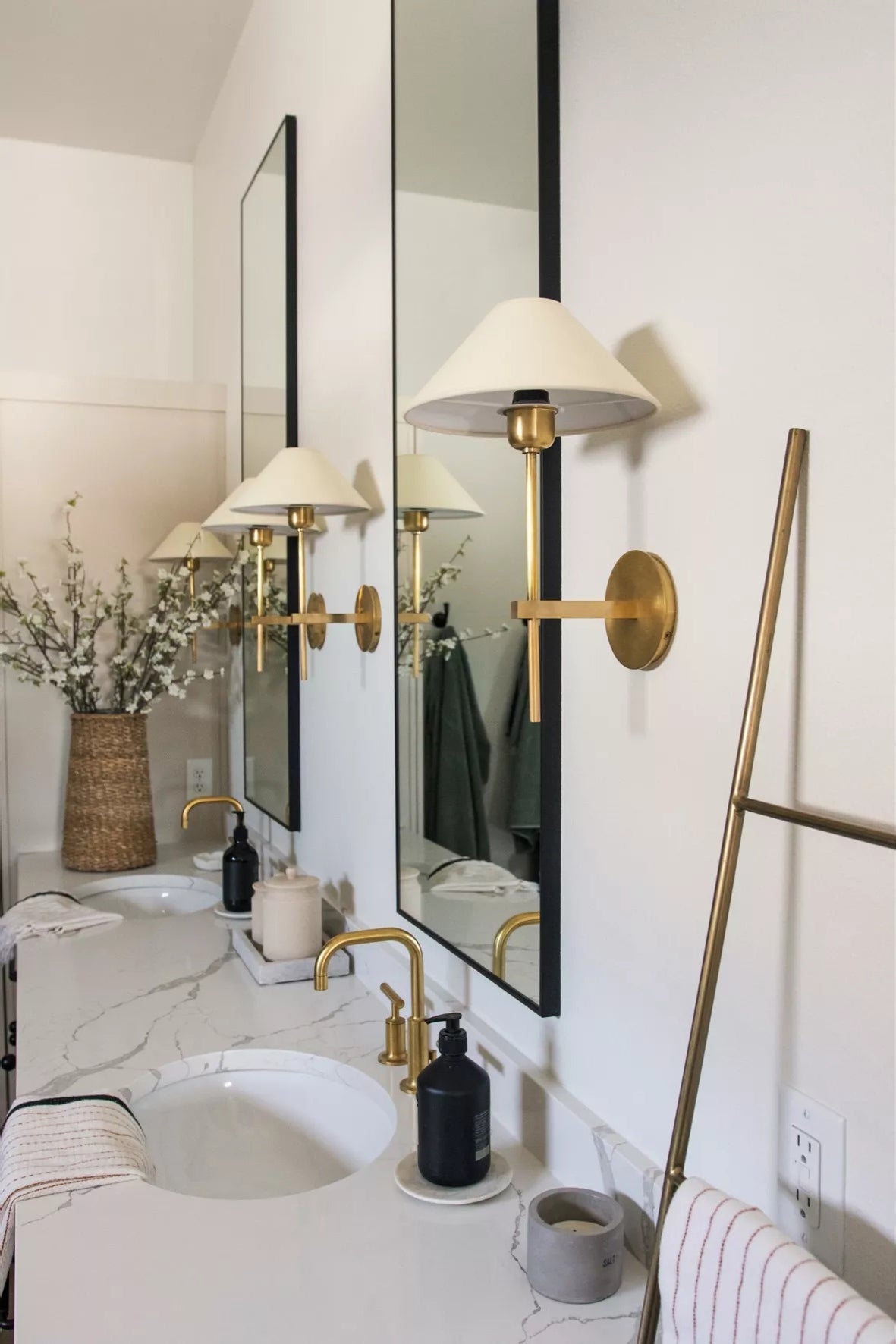 Freyza | Zosilara Vintage Brass Brass Fabric Wall Light – Vintage Bedroom Hallway