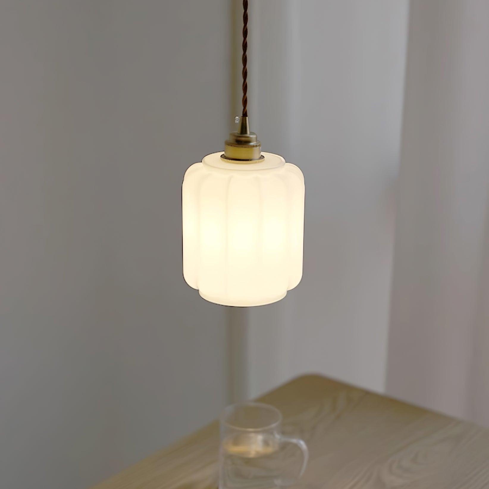 Freyza | Glas-Pendelleuchte – Zeitgemäße Küche und Esszimmer
