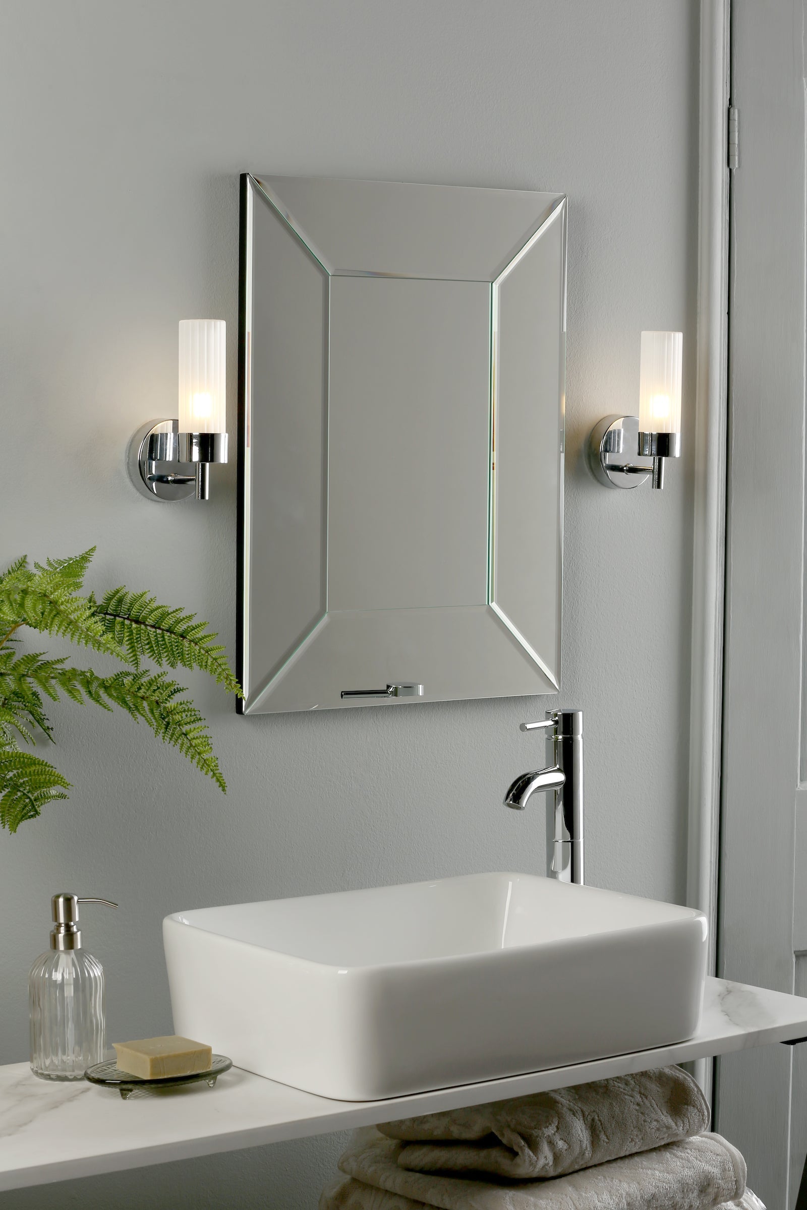 Howard Bathroom Wall Light | Polished Chrome Finish with IP44 Rating | Elegant Illumination for Modern Bathrooms 2