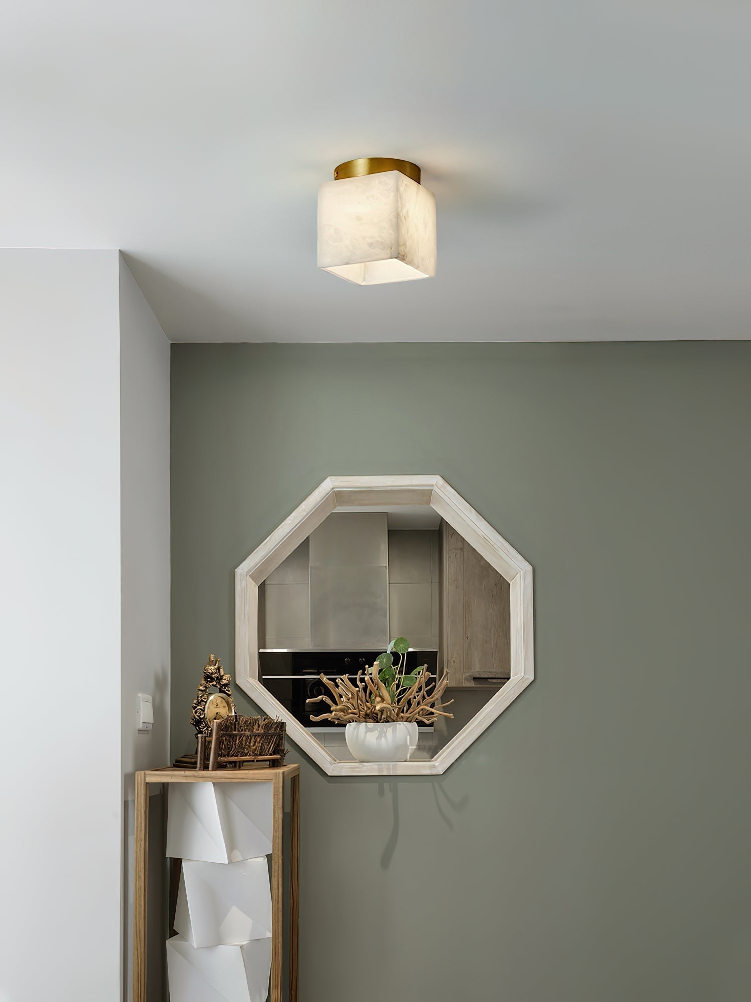 Freyza | Usilia Deckenleuchte aus Messing und Alabaster – Schlafzimmer, Wohnzimmer