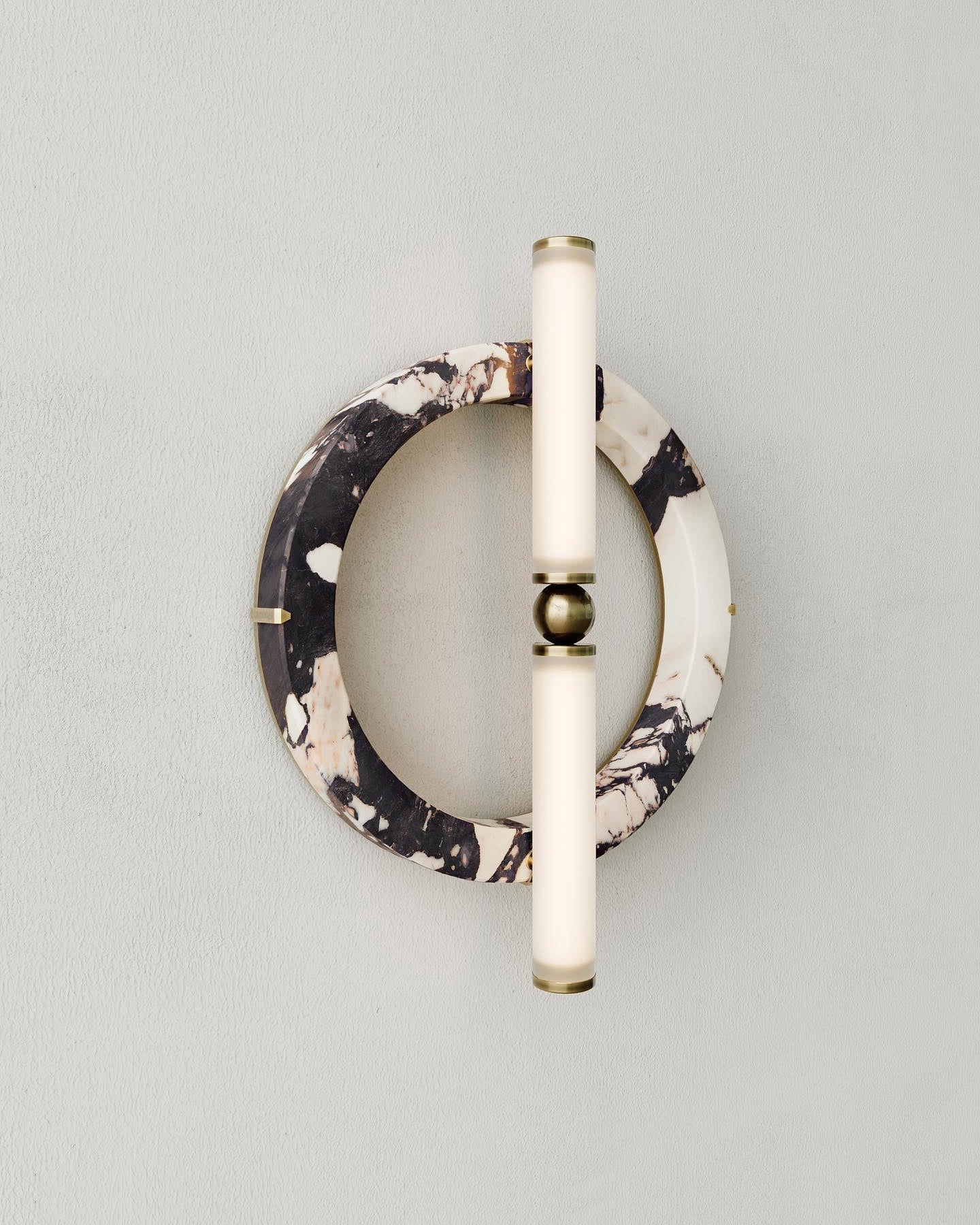 Freyza | Mymira Ice Marble — applique murale en marbre pour chambre et couloir
