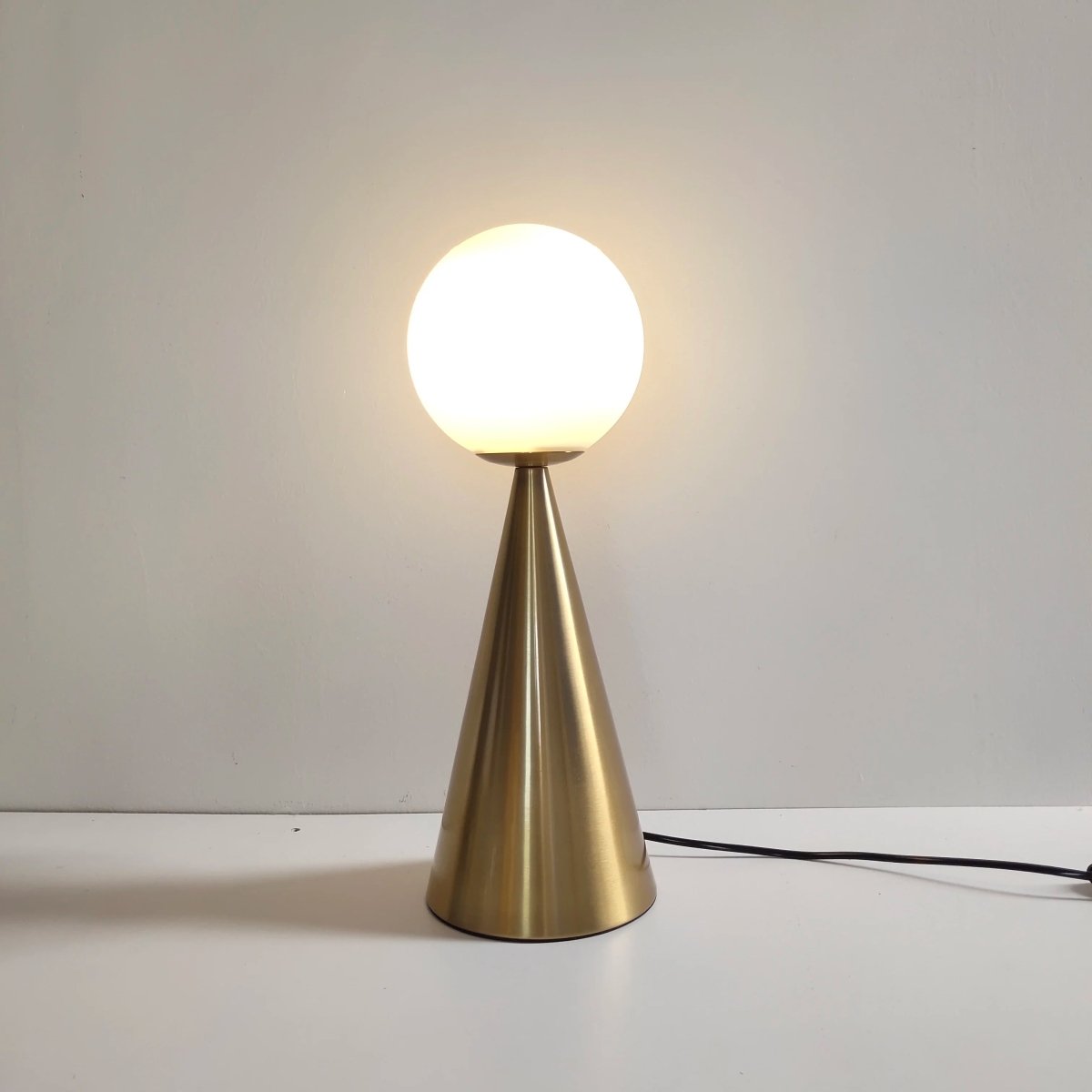 JadeedGlow | Elegant Playful Golden Glass Table Lamp for Bedroom and Living Room 8