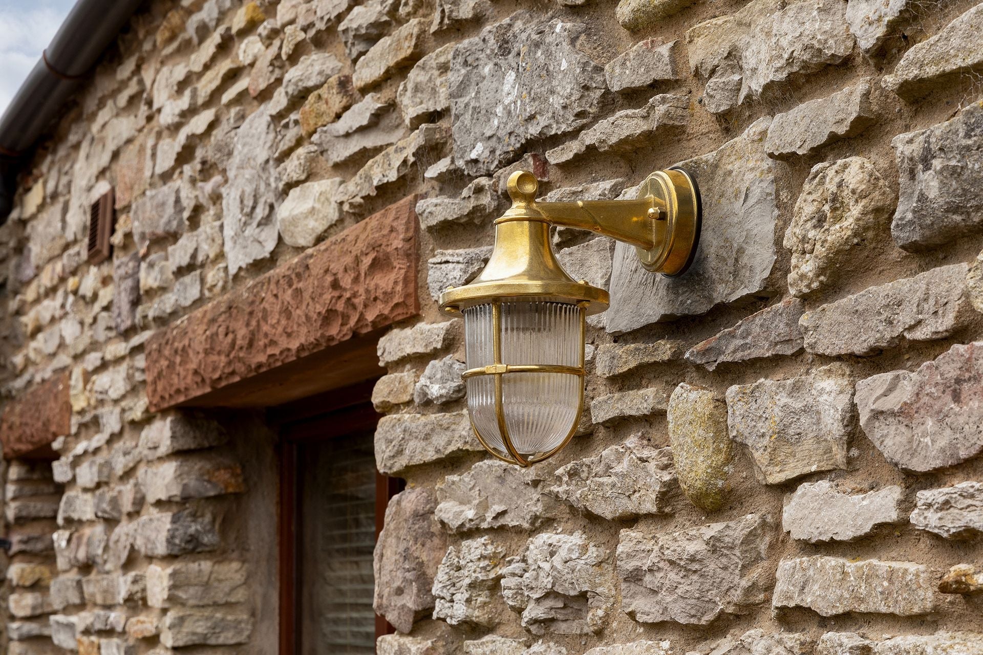 Freyza - Lampfix Navigator Tiller Wall Lantern