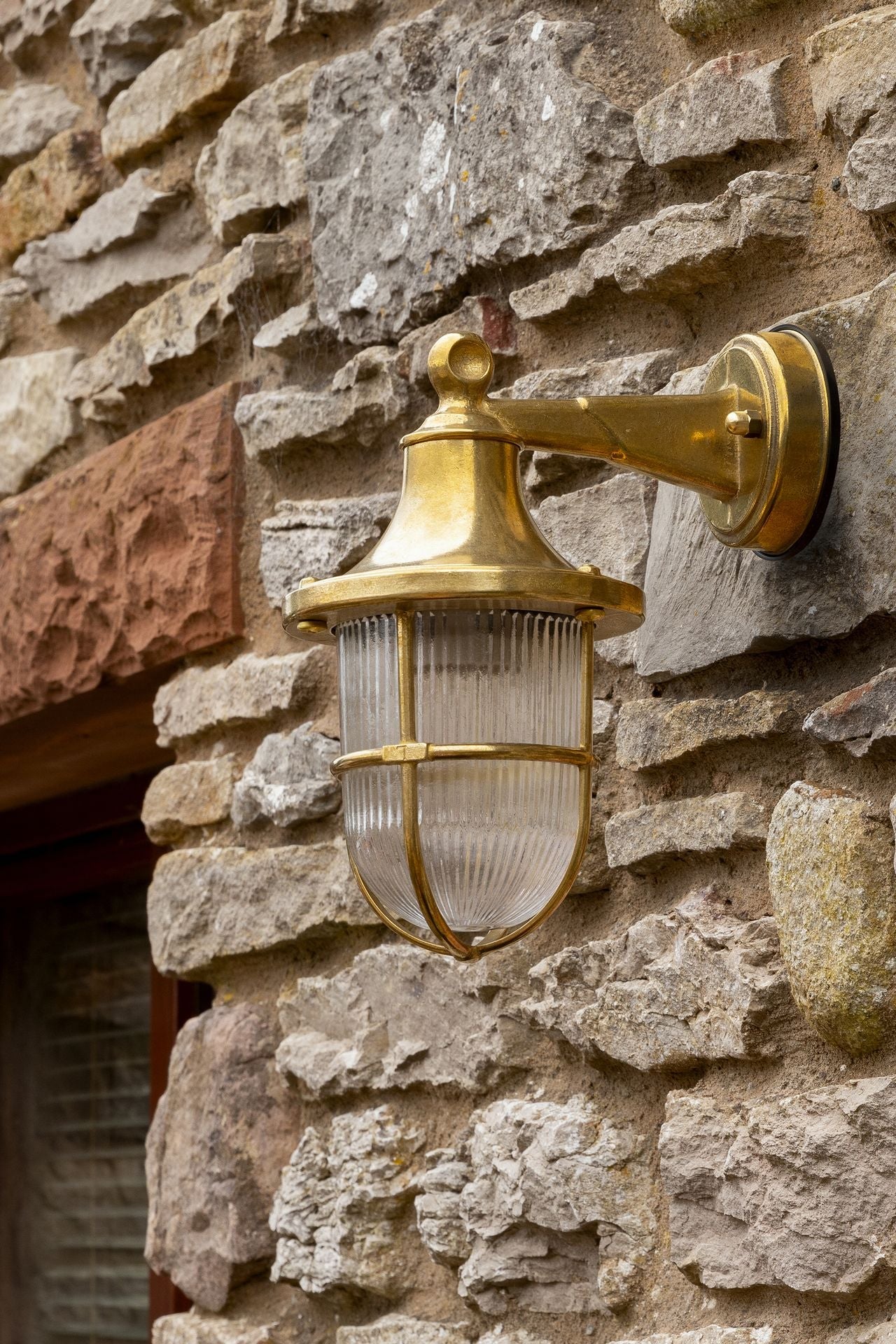 Freyza - Lampfix Navigator Tiller Wall Lantern