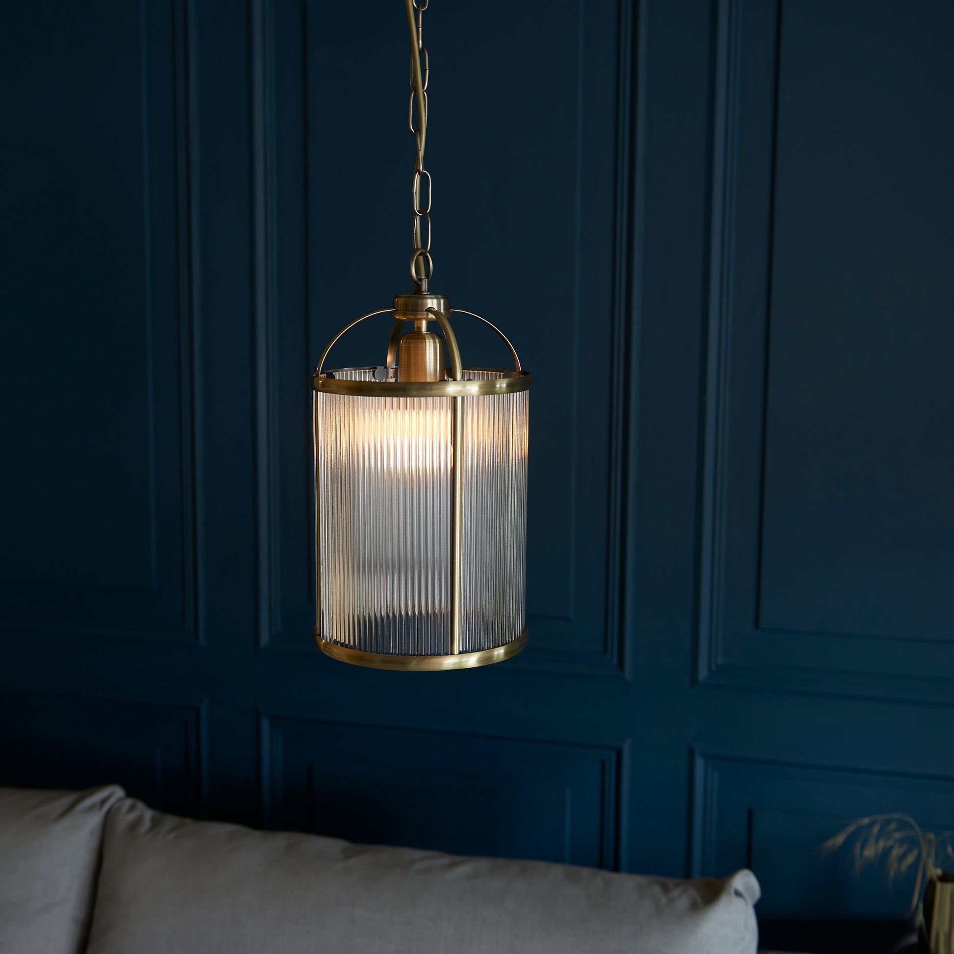 Lambeth | Ribbed Single Lantern with Height-Adjustable Cable | Antique Brass for Elegant Illumination 0