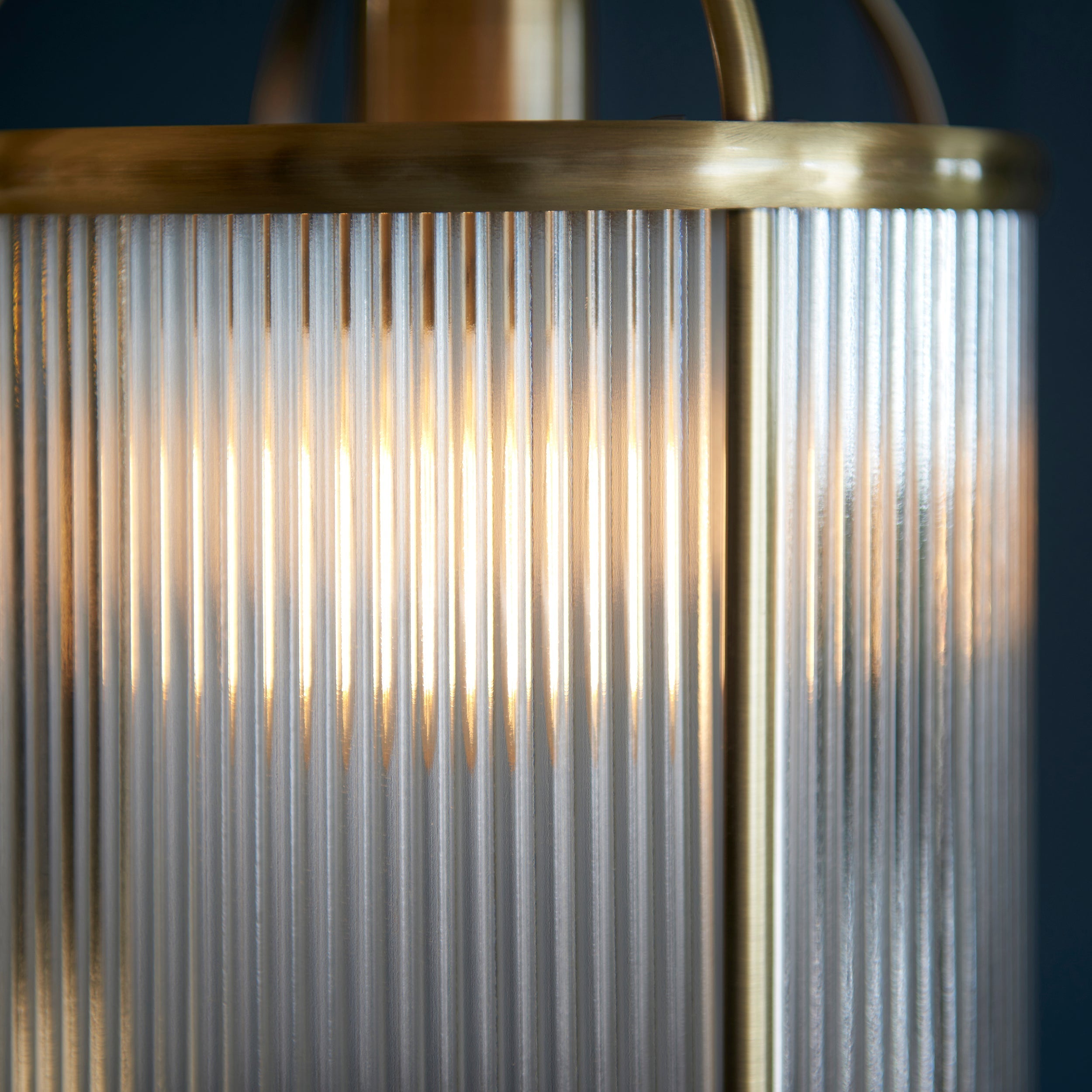 Lambeth | Ribbed Single Lantern with Height-Adjustable Cable | Antique Brass for Elegant Illumination 5