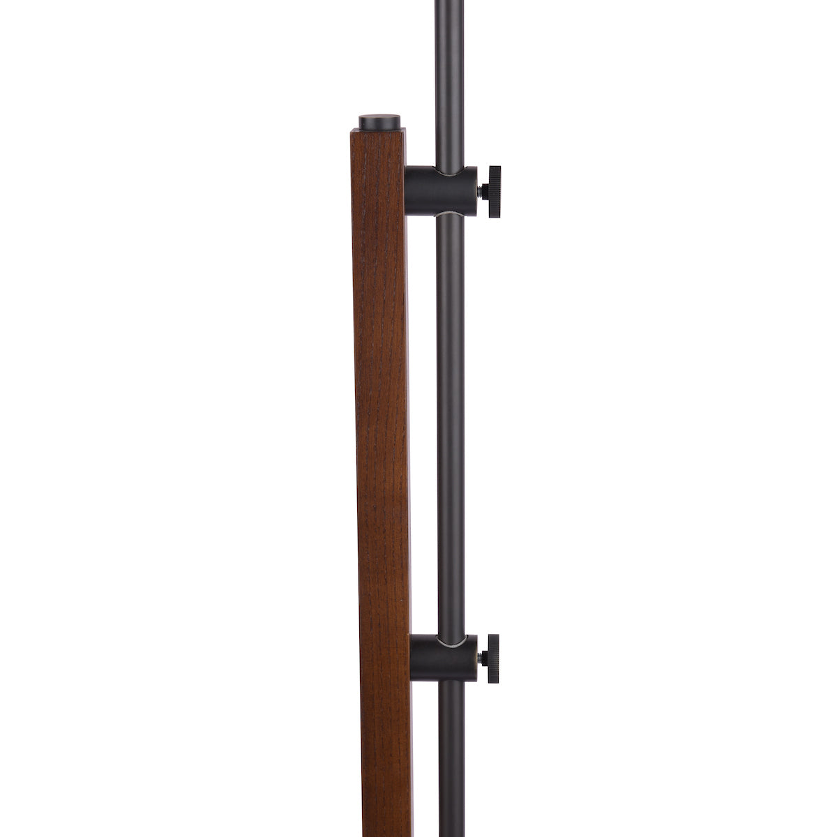 Freyza – Verstellbare Stehlampe von Laura Ashley mit Sockel aus dunklem Holz, Burdale