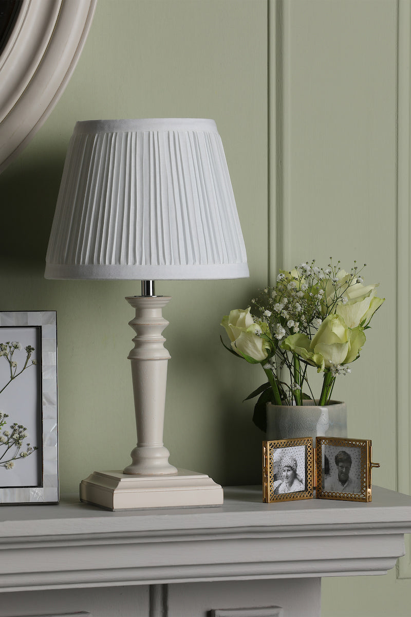 RusticCharm | Elegant Distressed Wood Twin Pack Table Lamps 3