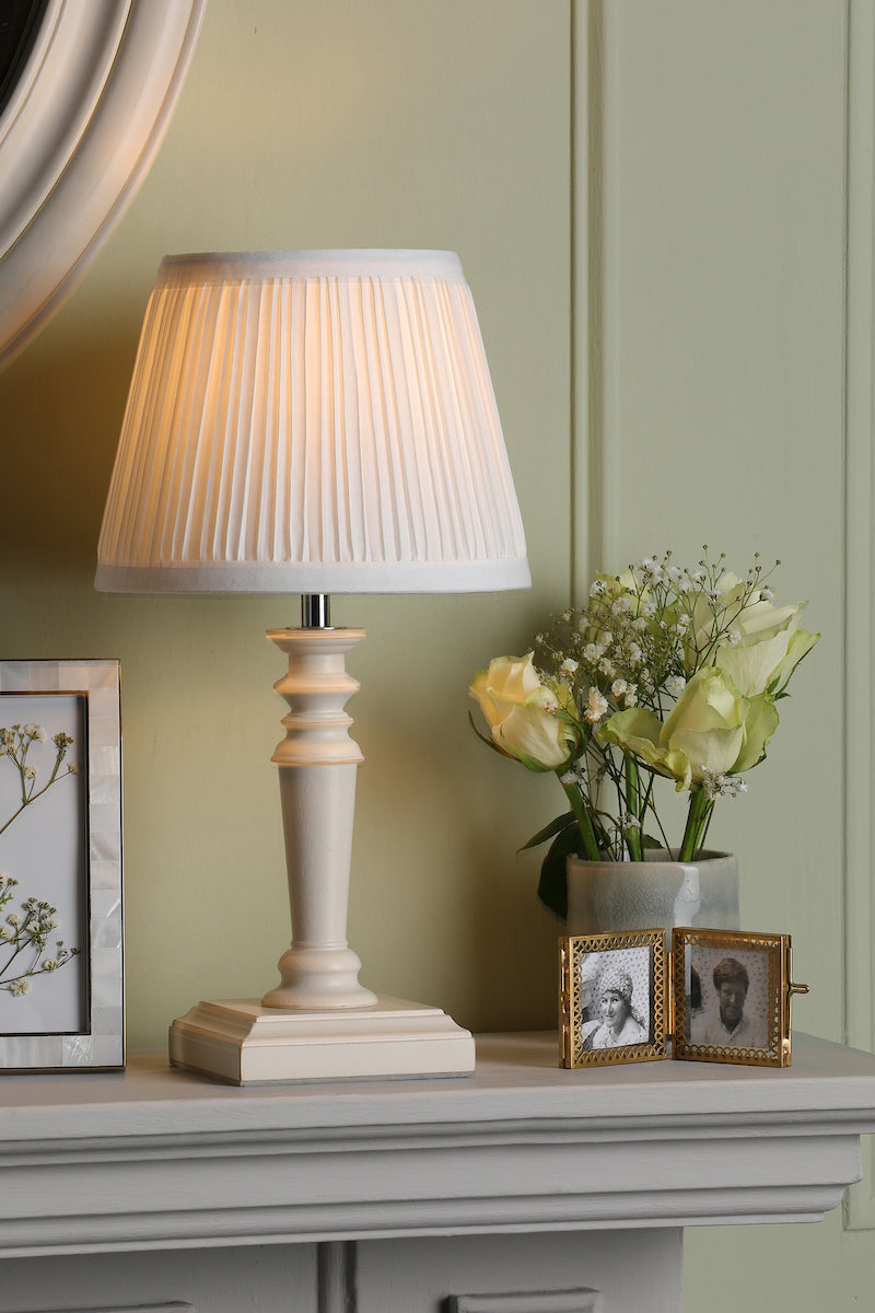 RusticCharm | Elegant Distressed Wood Twin Pack Table Lamps 1