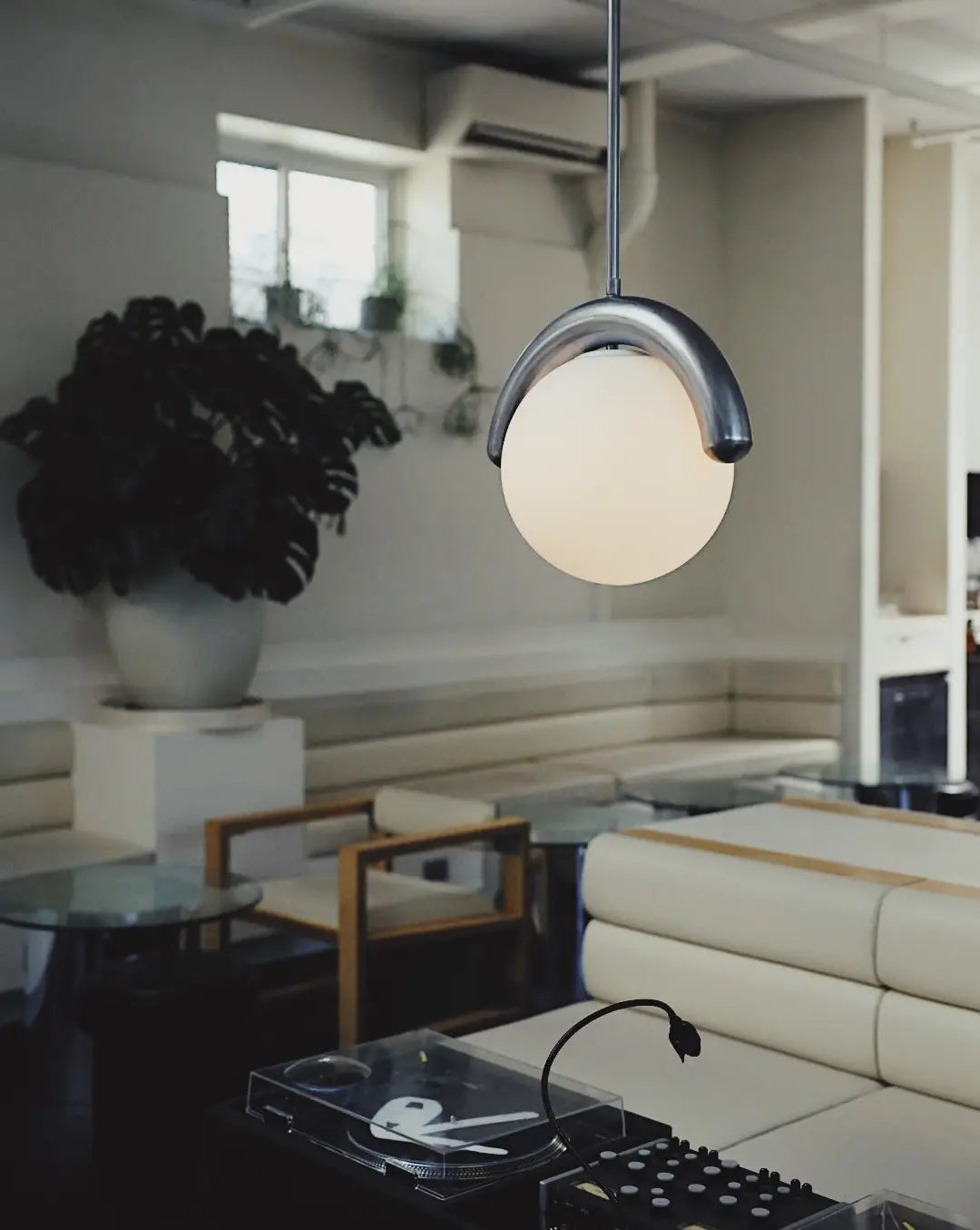 Freyza | Linearer Kronleuchter aus Glas „Citheis“ – Esszimmer, Wohnzimmer