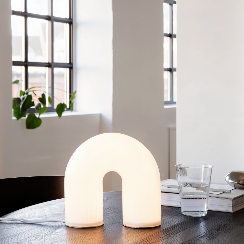 Libbu | Elegant Modern Iron and Acrylic Bedside Table Lamp 3