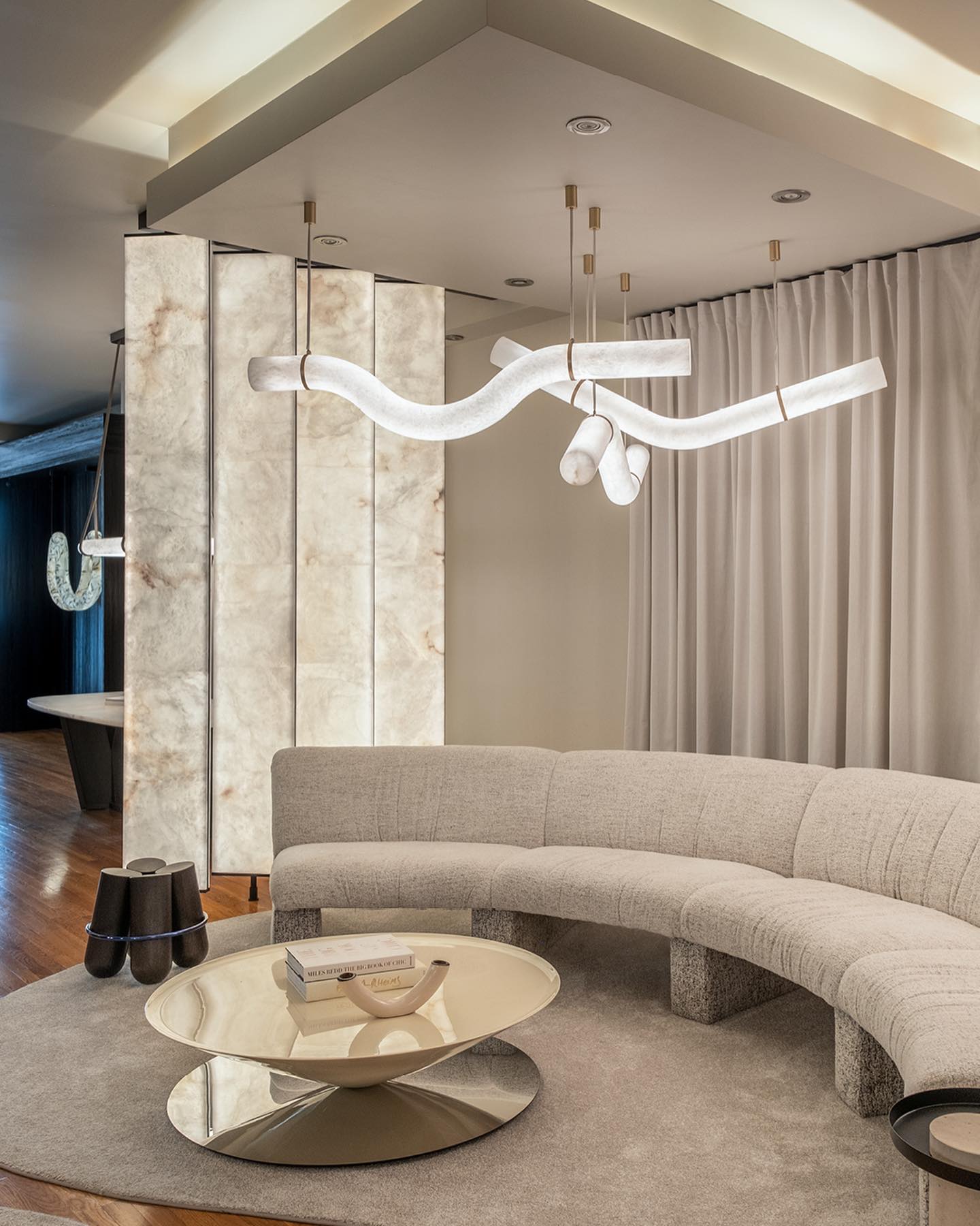 Freyza | Errina Minimalist Elegance Pendant Light – Minimalist Kitchen Dining Room