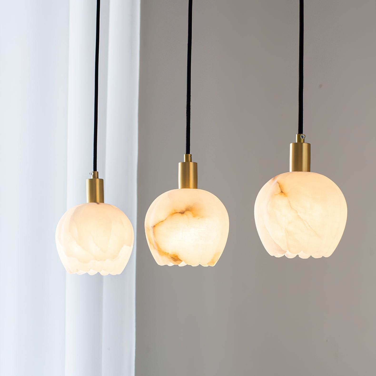 Freyza | Olraeos Brass Alabaster Brass Pendant Light – Kitchen Dining Room