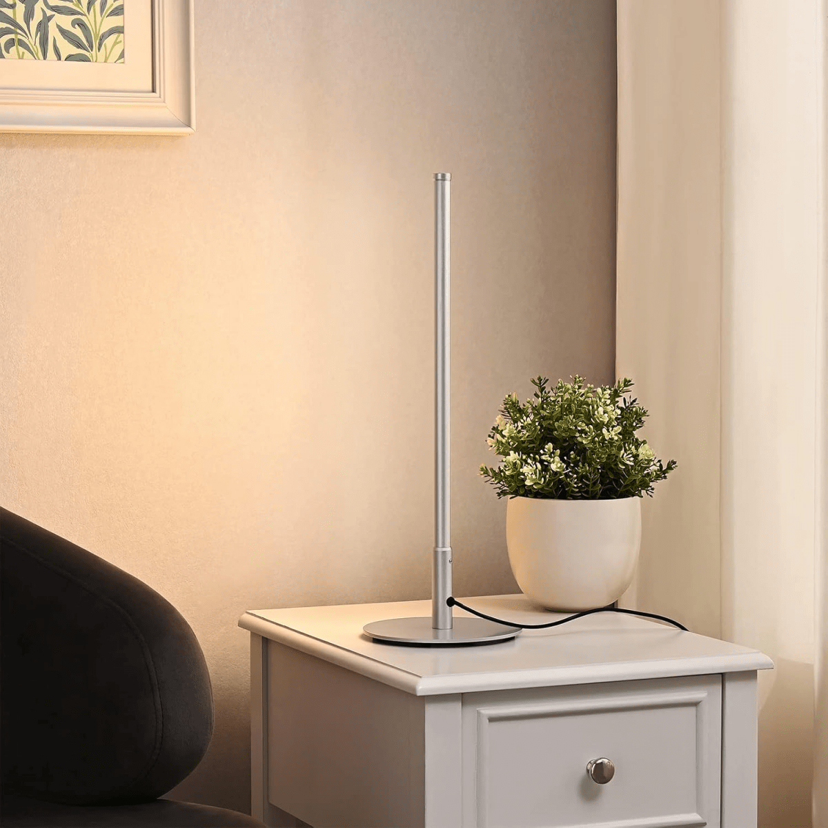 LotifLight | Elegant Minimalist Aluminum Table Lamp for Bedroom 6