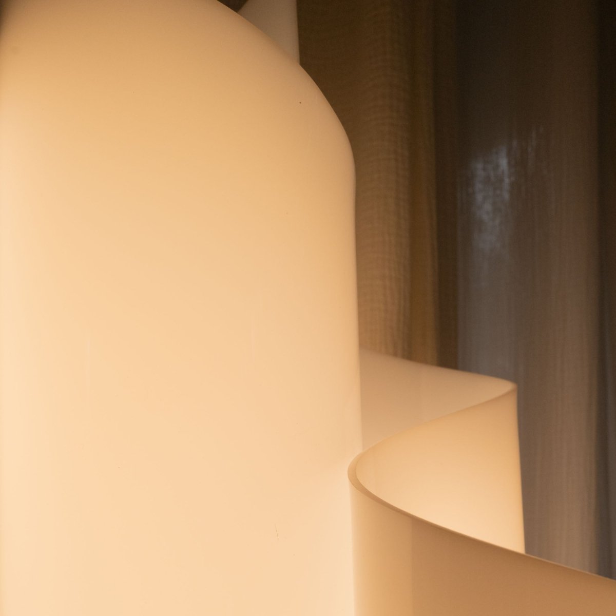 Luminara | Elegant Modern Spiral Design Table Lamp 6