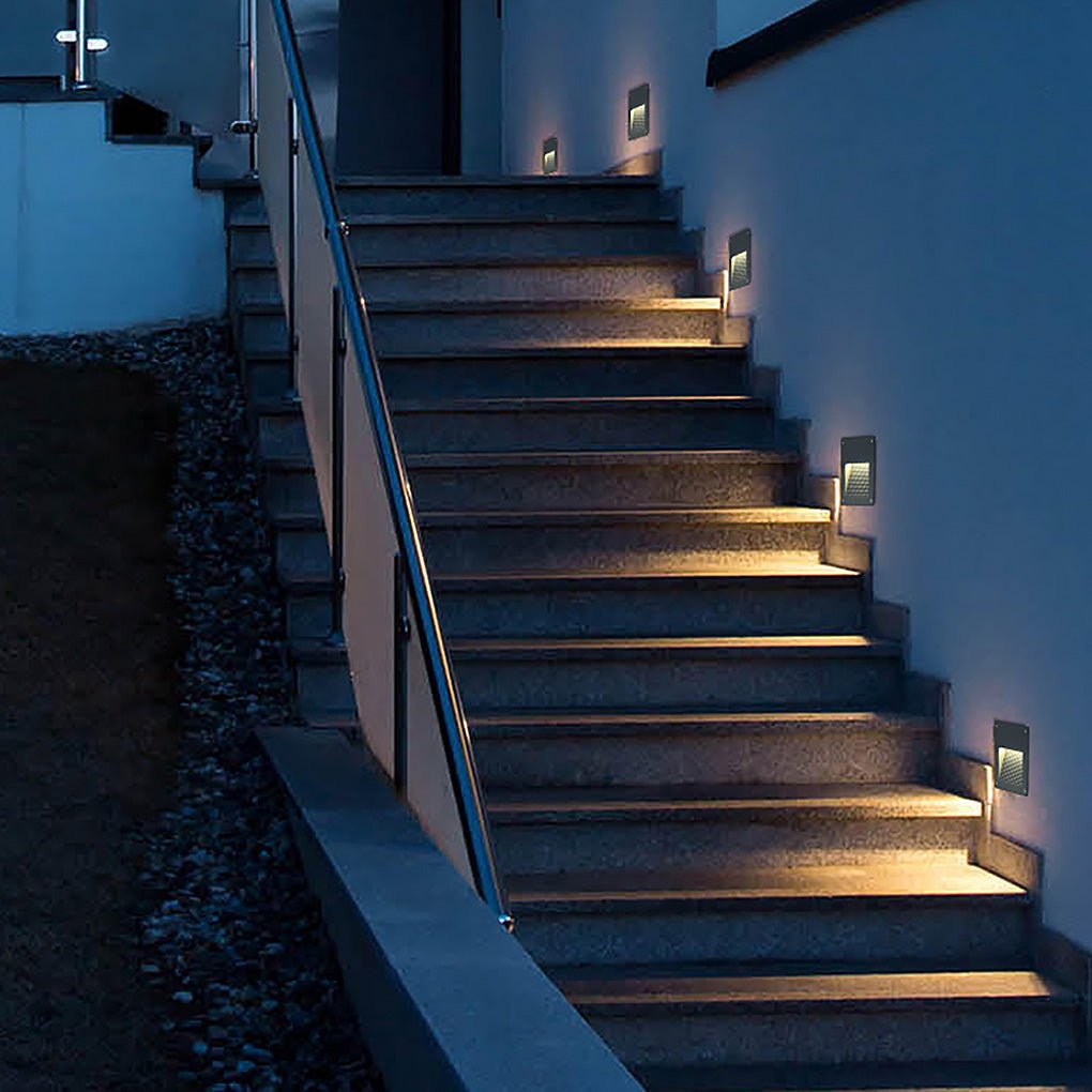 Luminara | Modern Elegant LED Outdoor Step Lights for Stairways 1