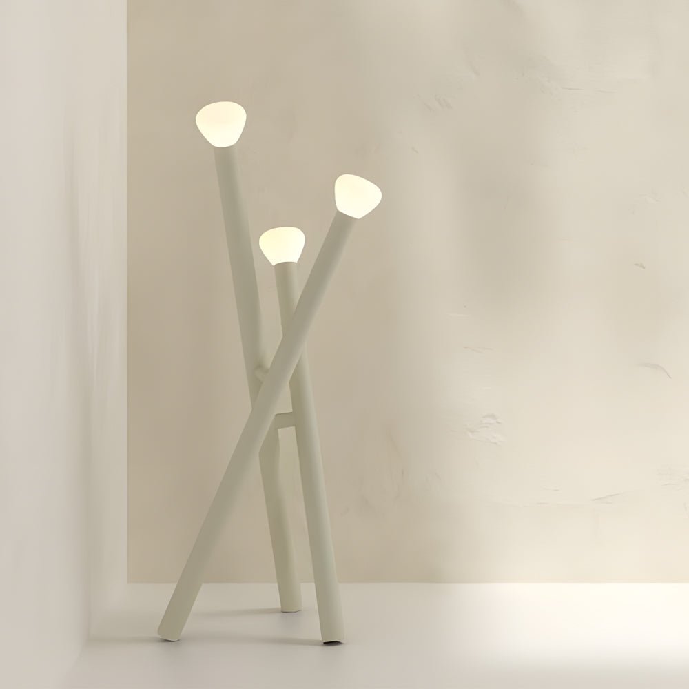 Luminara | Modern Minimalist Black Floor Lamp for Living Room Illumination 1