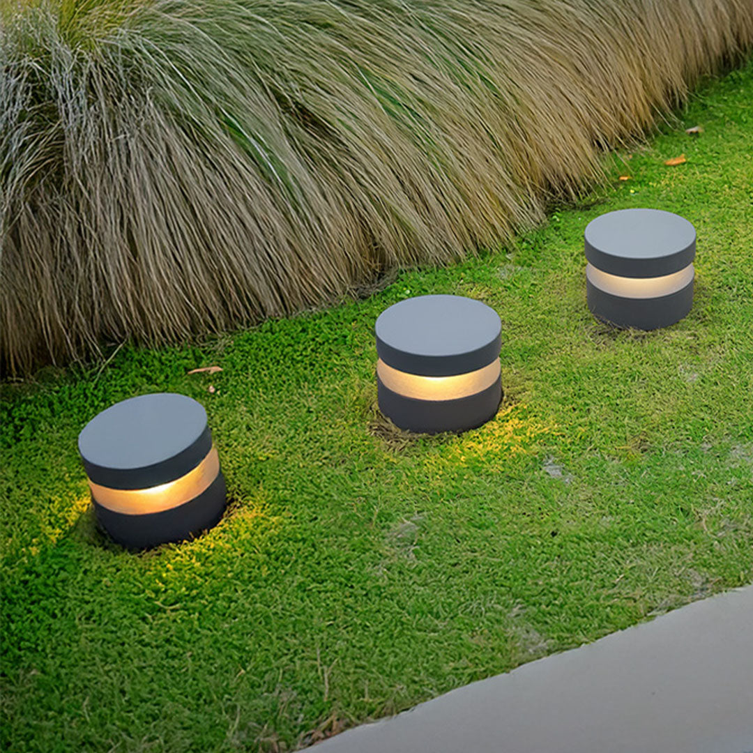 Luminara | Sleek Modern 110V LED Outdoor Landscape Lighting 3