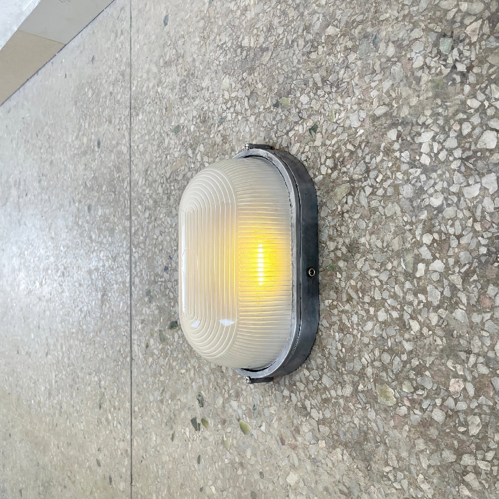 Freyza | Oshaen Vintage Echo Glass Wall Light – Vintage Bedroom Hallway
