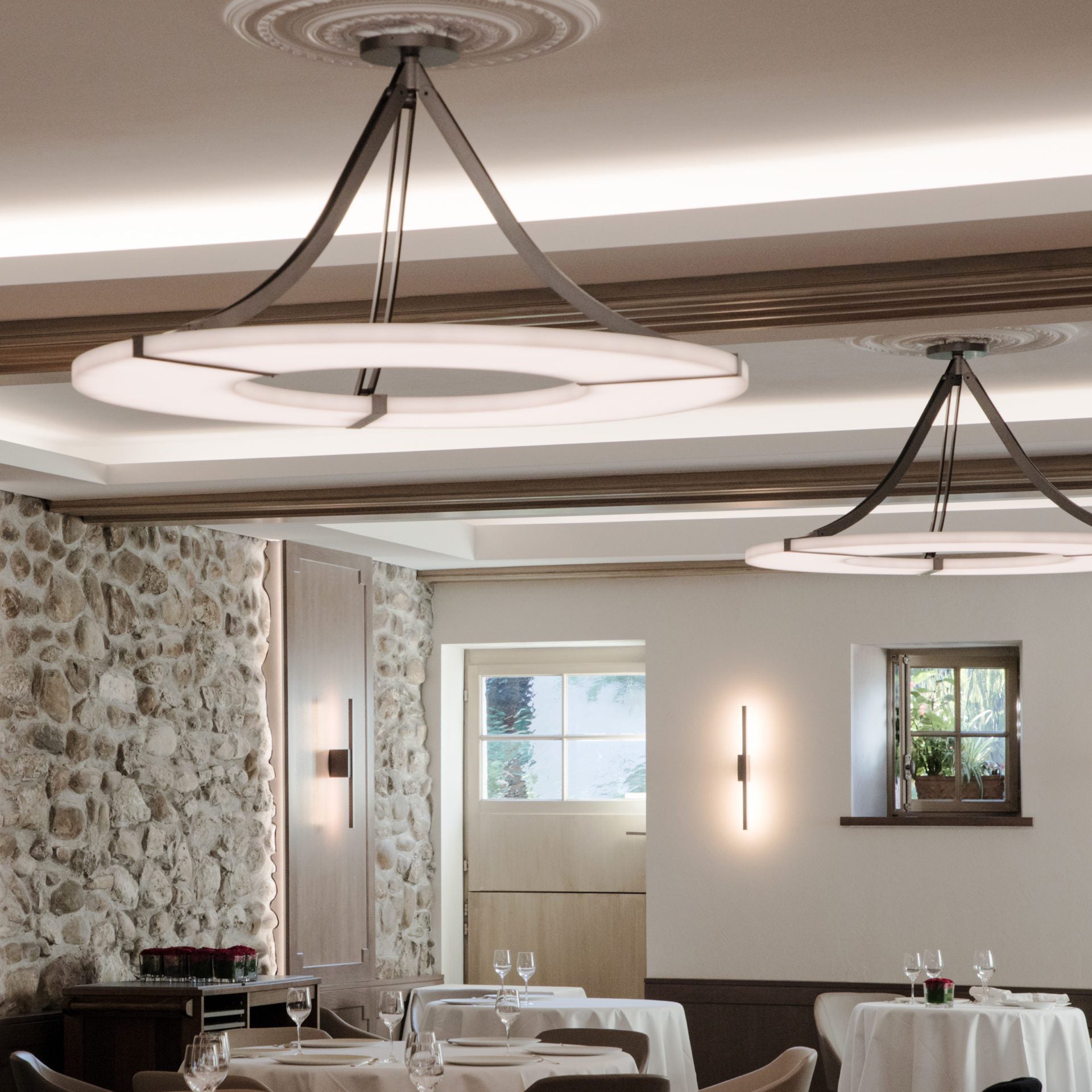 Freyza | Elirionis Alabaster-Kronleuchter – Esszimmer, Wohnzimmer