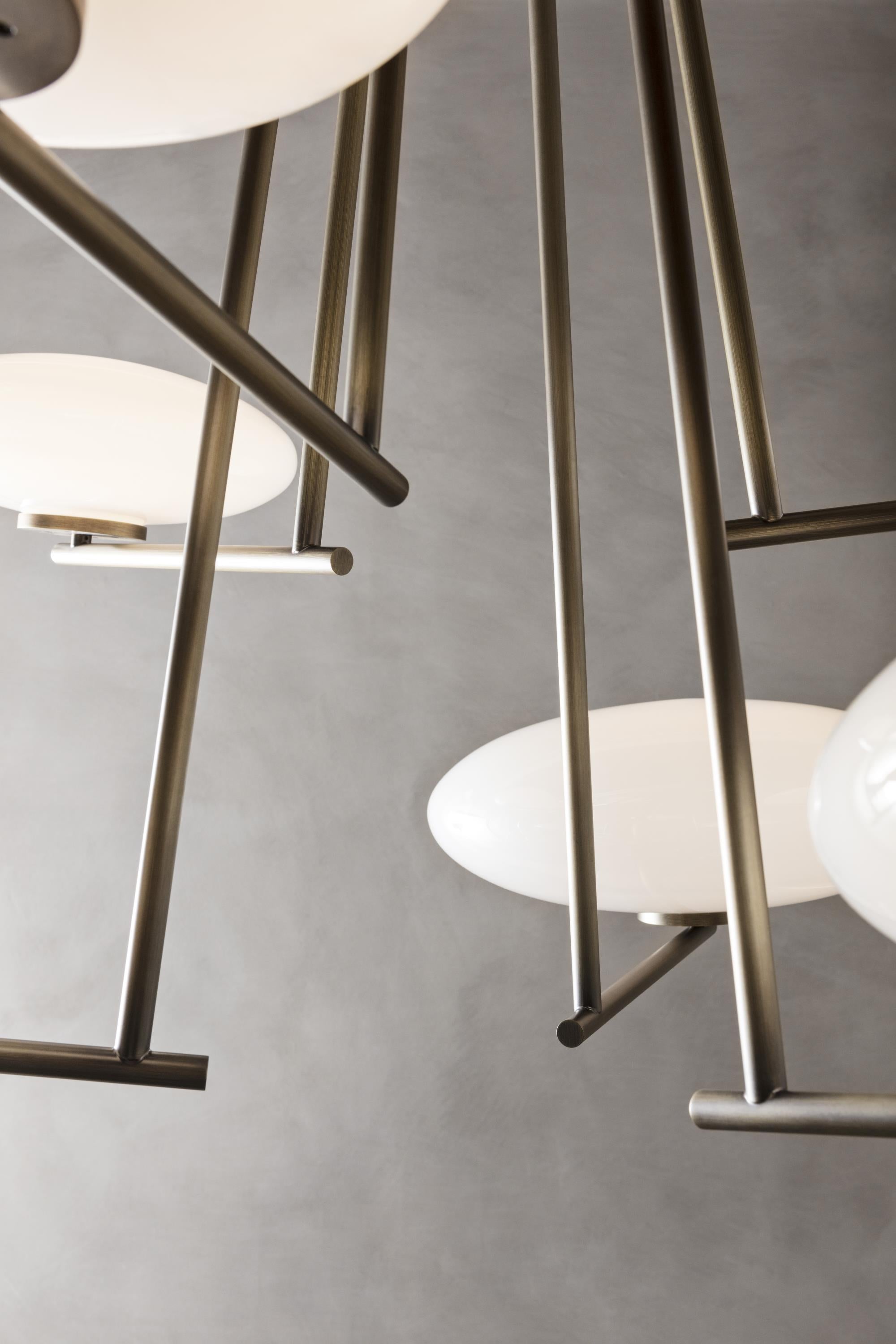 Freyza | Umirarae – Plafonnier en laiton et verre pour chambre et salon