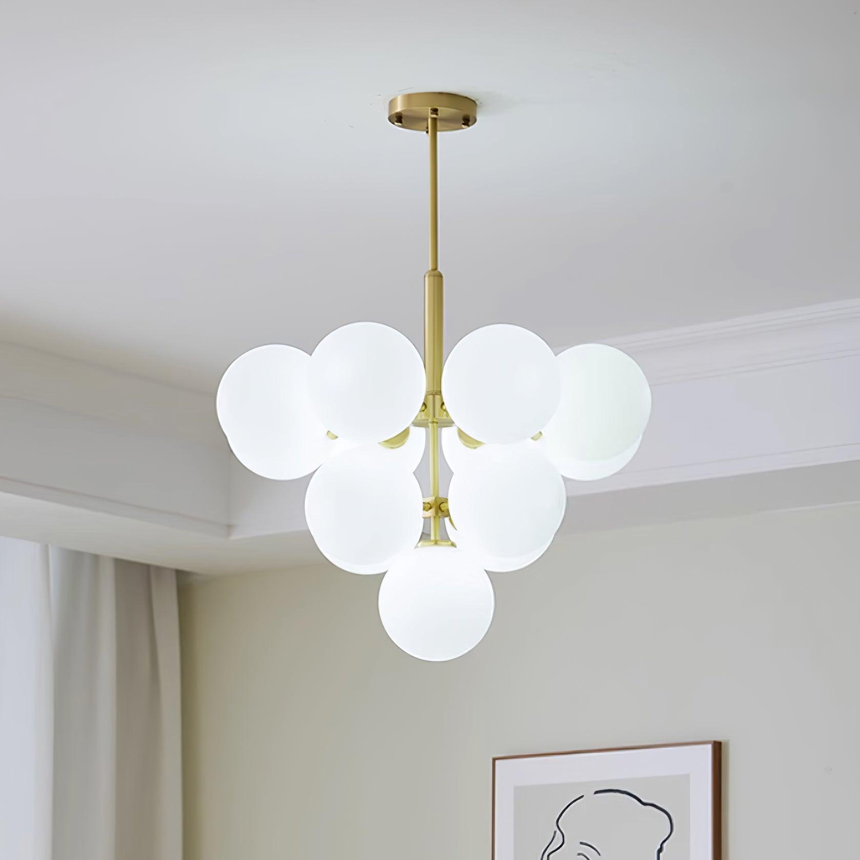 Freyza | Lustre en laiton avec globe en verre – Lustre moderne pour salle à manger et salon