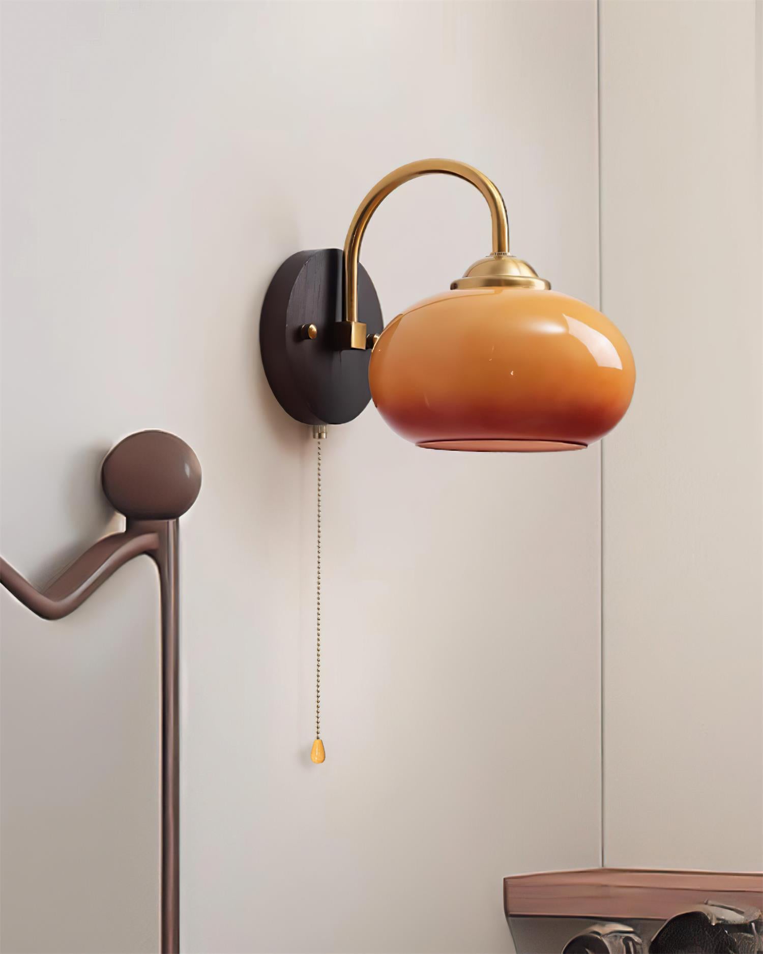 Freyza | Applique murale d’intérieur en verre avec bras cintré – Chambre et salon modernes