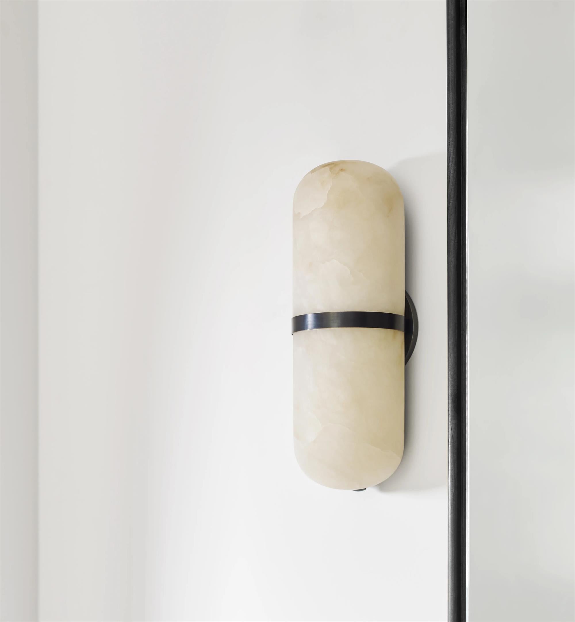 Freyza | Applique murale Symirel en forme de pilule – Chambre, couloir