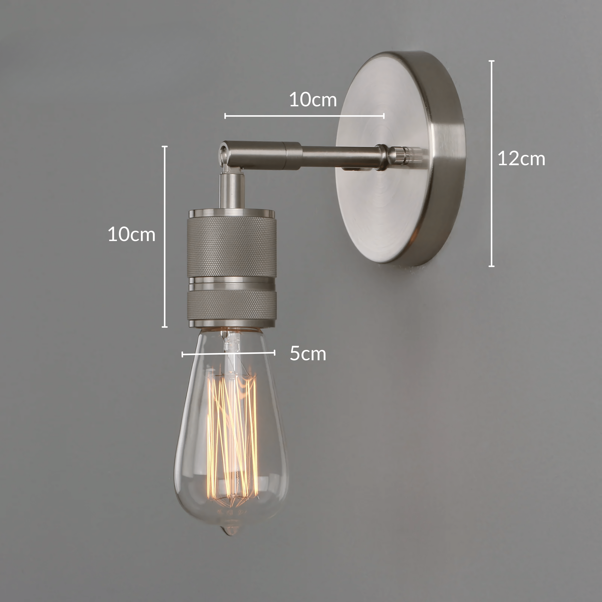 Metallux | Sleek Industrial Metal Wall Light Fixture for Modern Decor 10