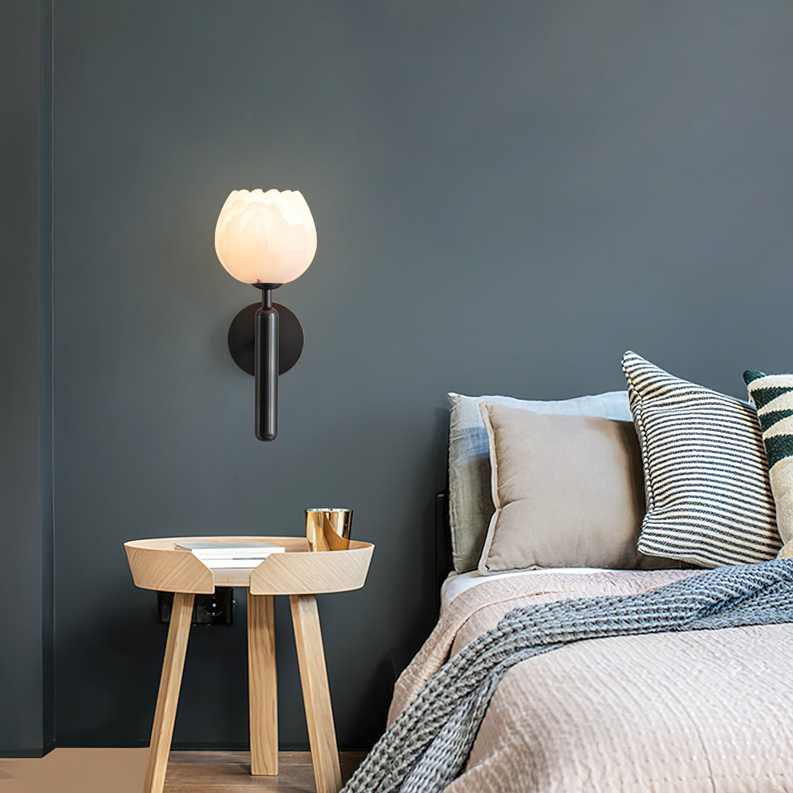 Freyza | Orlaeila Brass Alabaster Brass Wall Light – Bedroom Hallway