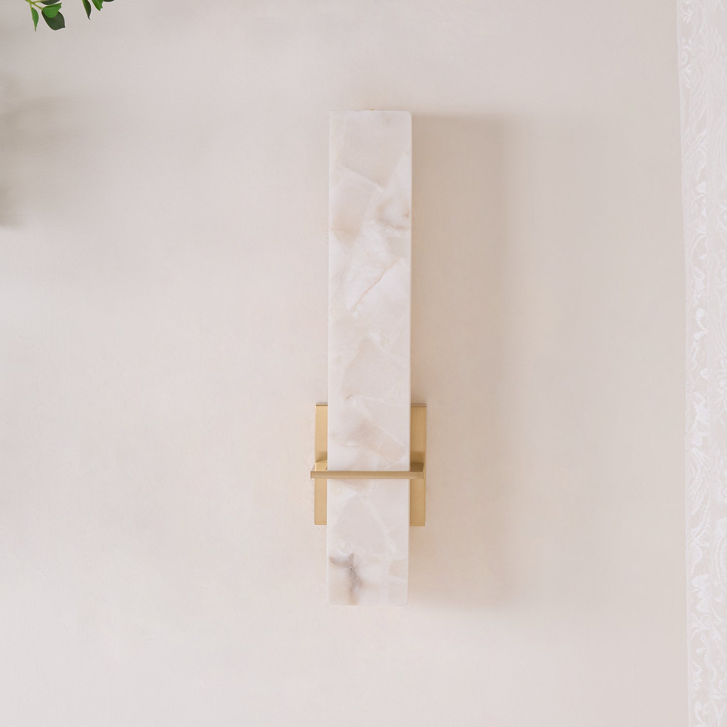 Applique murale d’intérieur Freyza | Ritta, blanche et laiton blanc – style moderne pour chambre et salon