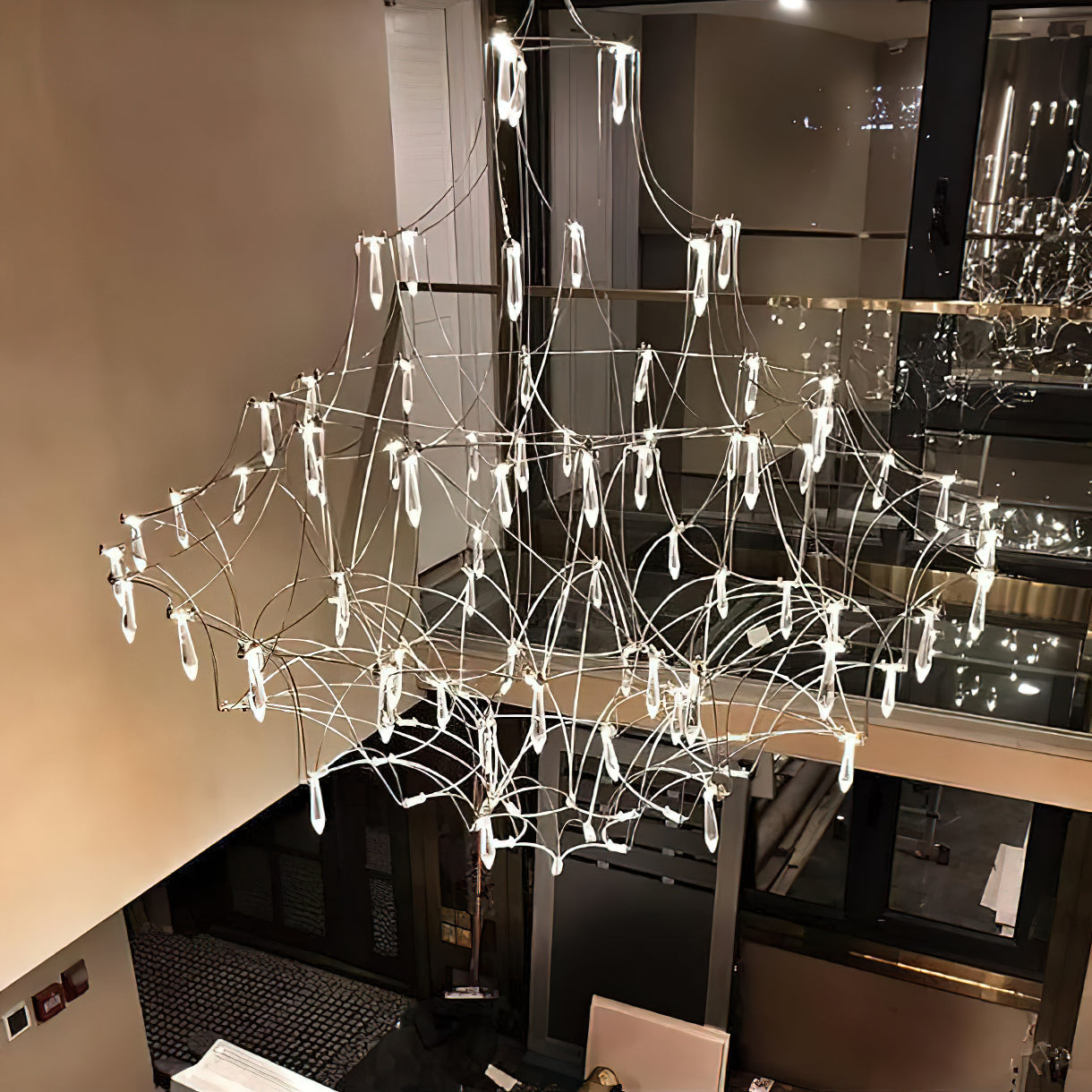 Freyza | Lustre en cristal de luxe postmoderne Allaeira – Salle à manger et salon modernes