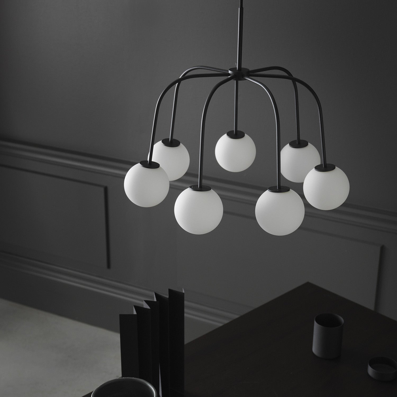 Freyza | Elphaia Vintage-moderner Kronleuchter aus schwarzem Glas – modernes Esszimmer-Wohnzimmer