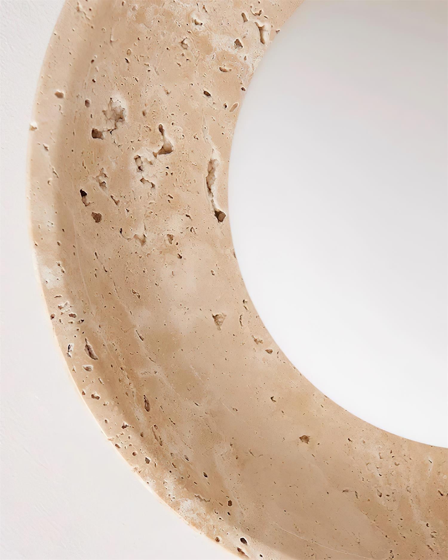 Freyza | Plafonnier affleurant en travertin Mylie – Chambre, couloir, cuisine