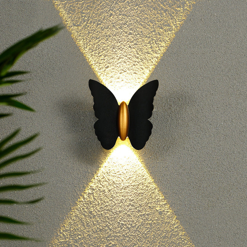 Freyza - NatureGlow | Elegant Modern Outdoor Wall Lantern for Garden and Patio