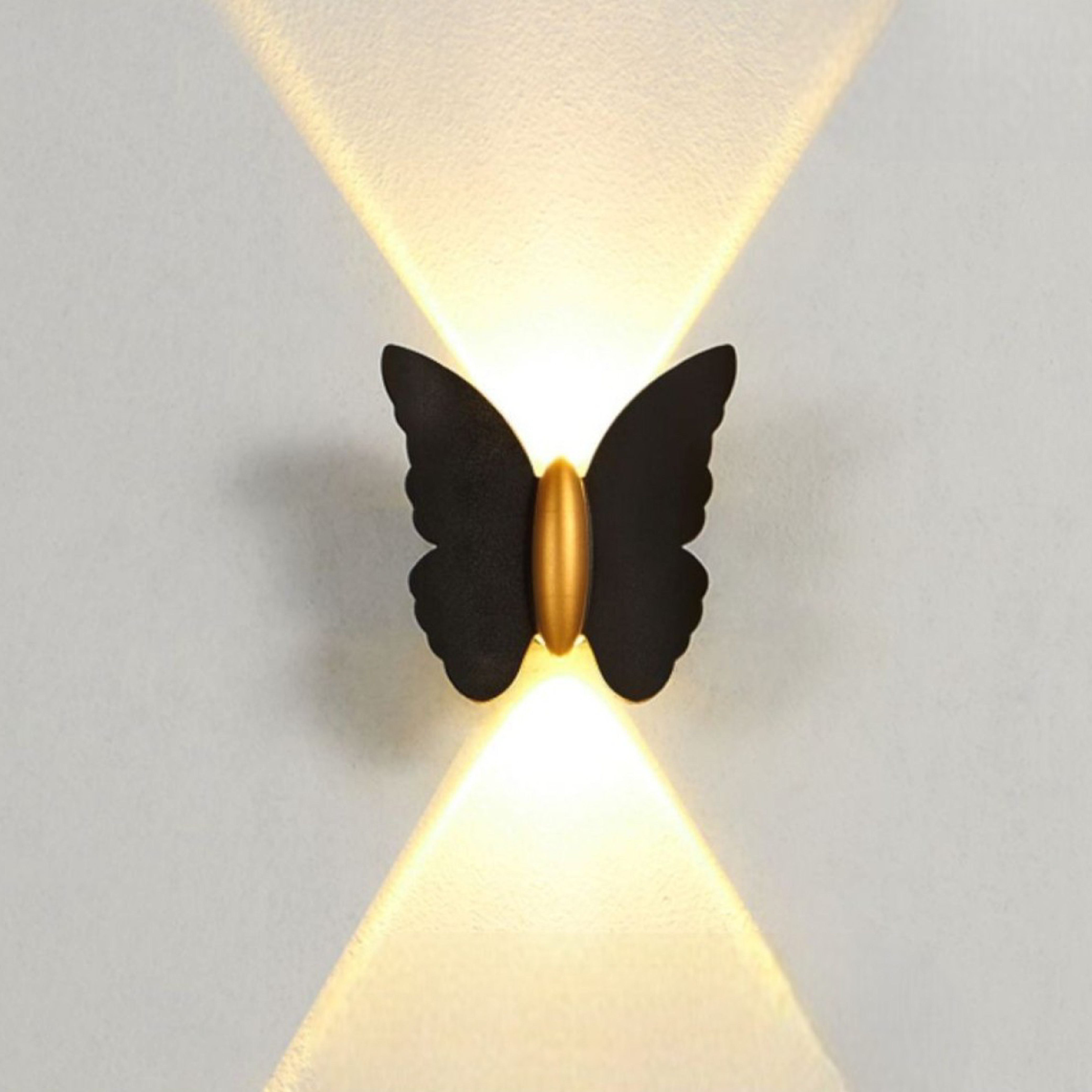 Freyza - NatureGlow | Elegant Modern Outdoor Wall Lantern for Garden and Patio