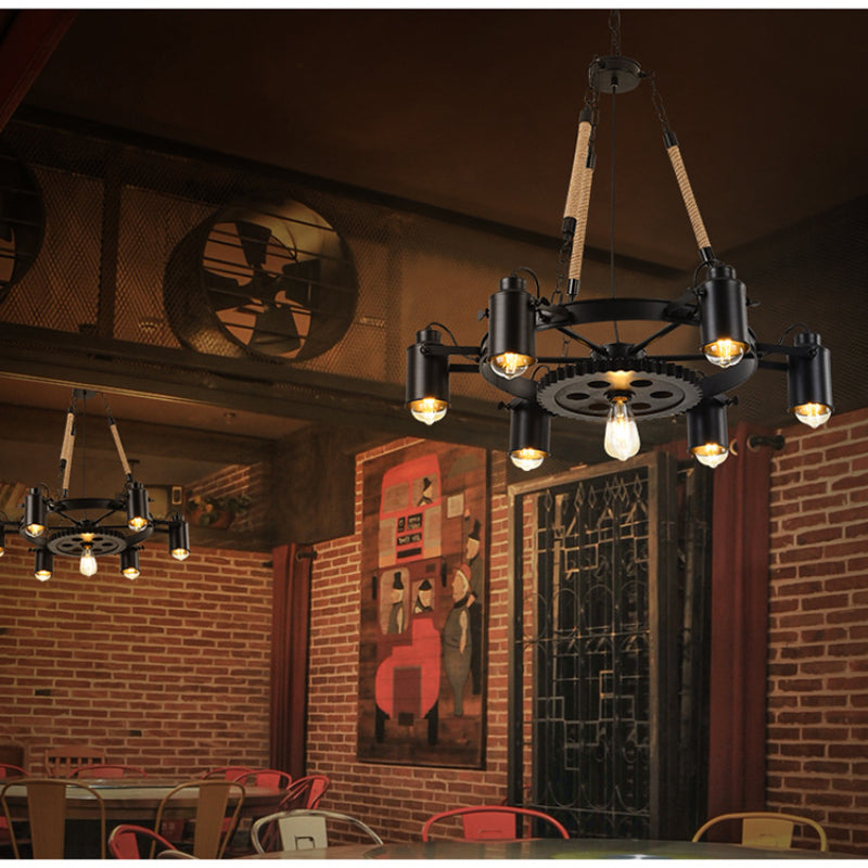 Freyza | Suspension noire – Cuisine industrielle et salle à manger