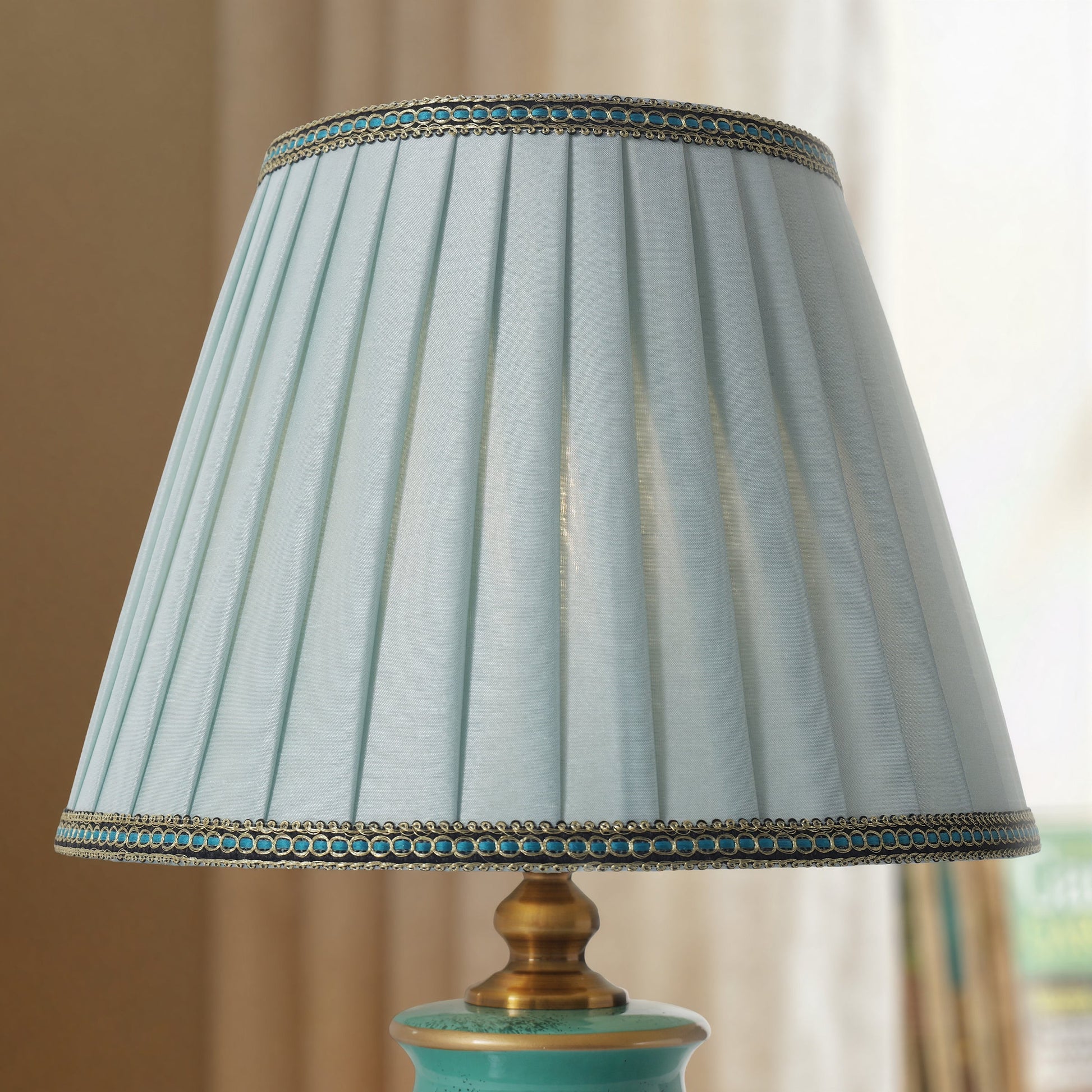 Ceramic Elegance | Timeless Hand-Painted Chinoiserie Table Lamp Collection 7