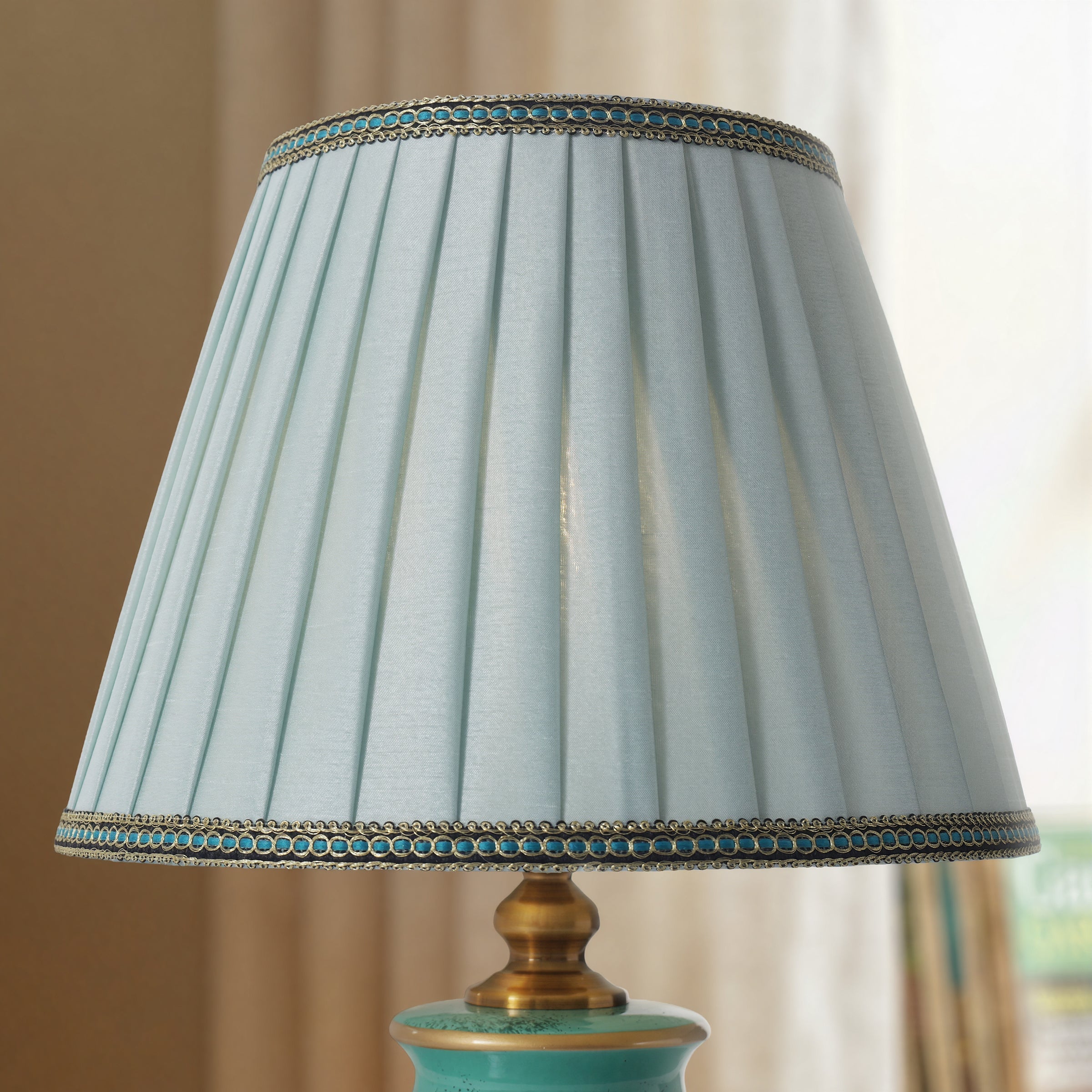 Ceramic Elegance | Timeless Hand-Painted Chinoiserie Table Lamp Collection 7
