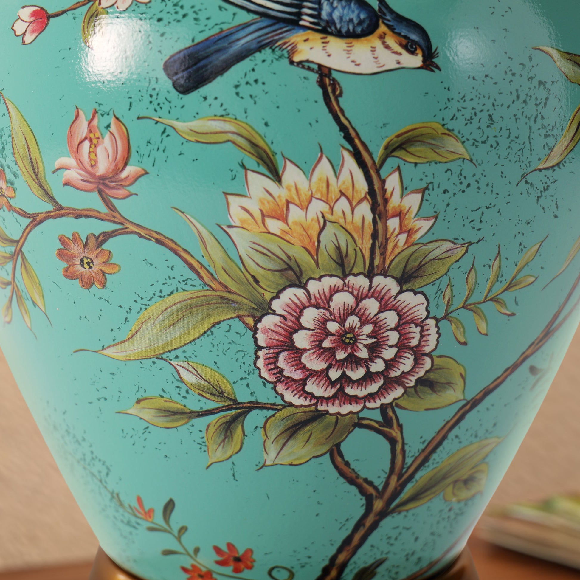 Ceramic Elegance | Timeless Hand-Painted Chinoiserie Table Lamp Collection 9