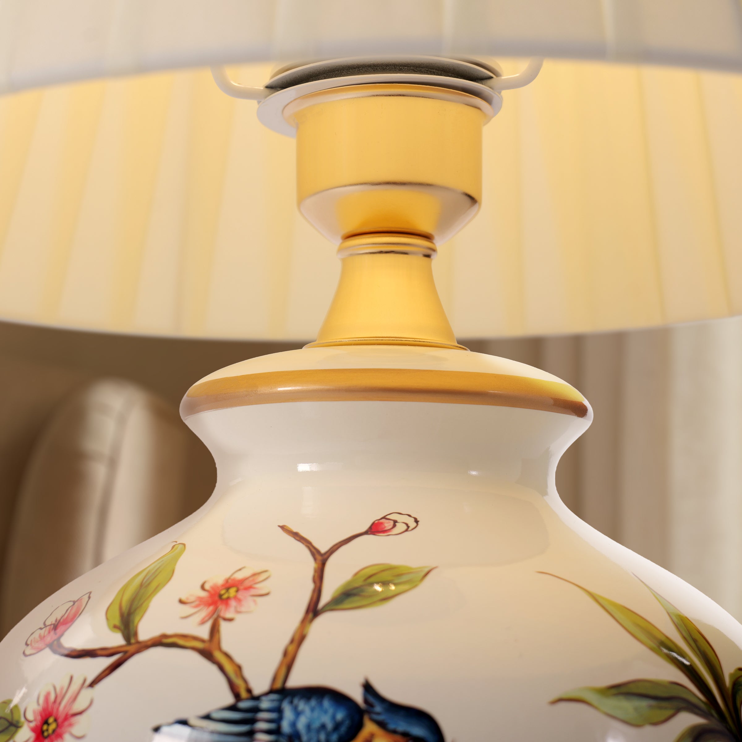 Ceramic Elegance | Timeless Hand-Painted Chinoiserie Table Lamp Collection 28