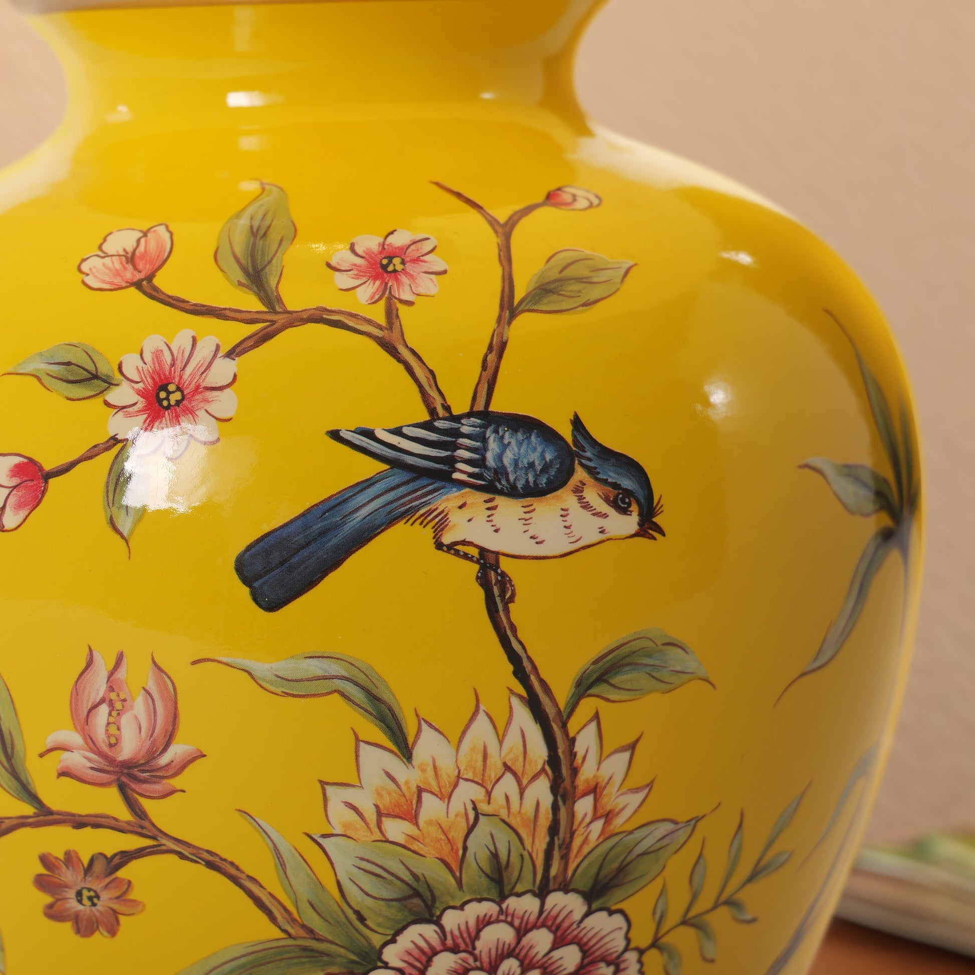 Ceramic Elegance | Timeless Hand-Painted Chinoiserie Table Lamp Collection 39