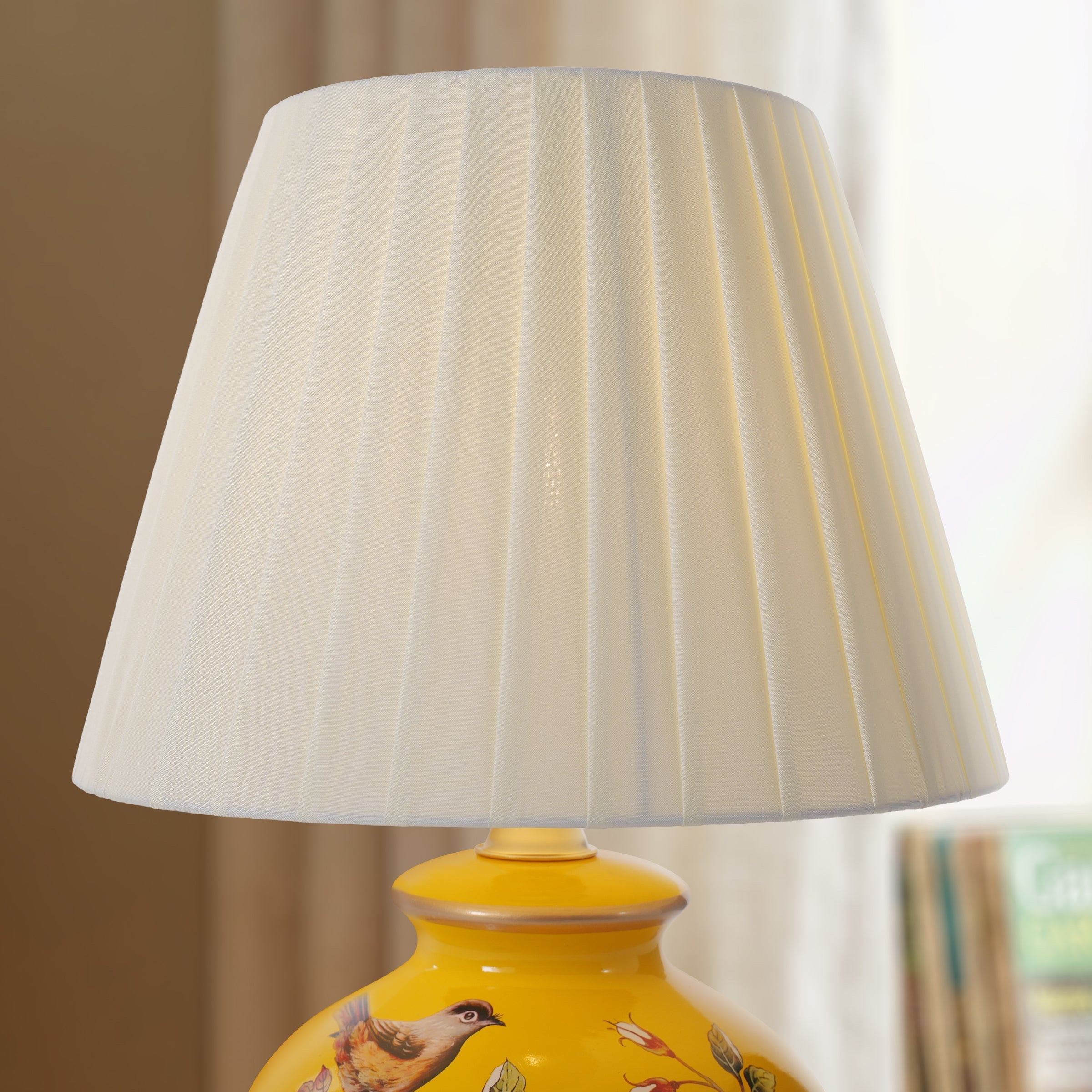 Ceramic Elegance | Timeless Hand-Painted Chinoiserie Table Lamp Collection 47