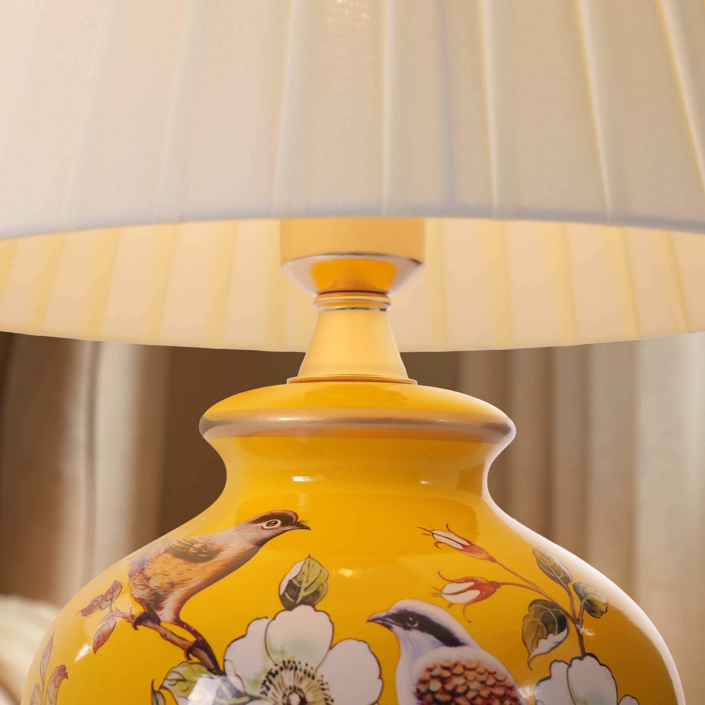 Ceramic Elegance | Timeless Hand-Painted Chinoiserie Table Lamp Collection 48