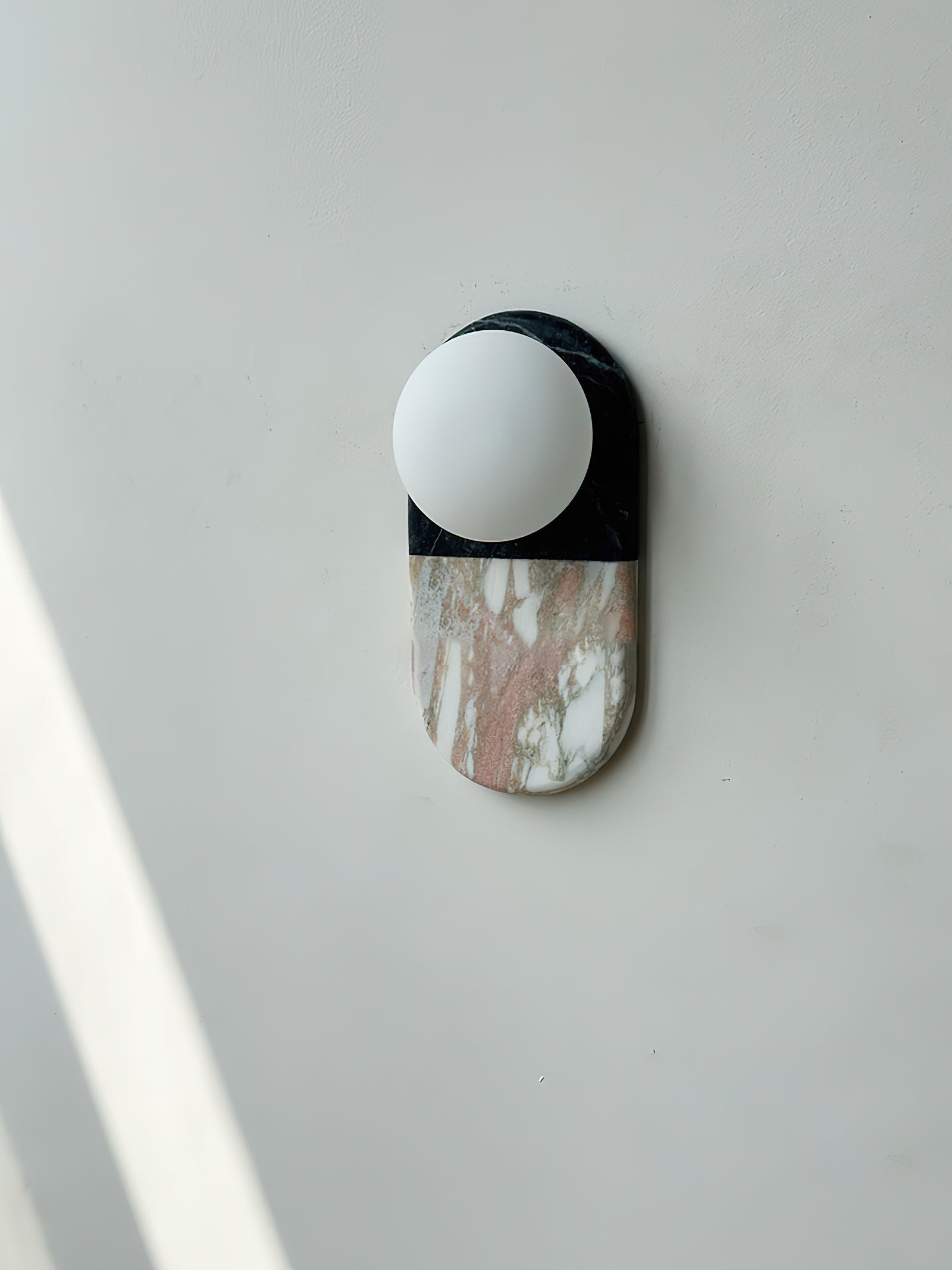 Freyza | Alvynan Marmor-Wandleuchte – Schlafzimmer, Flur