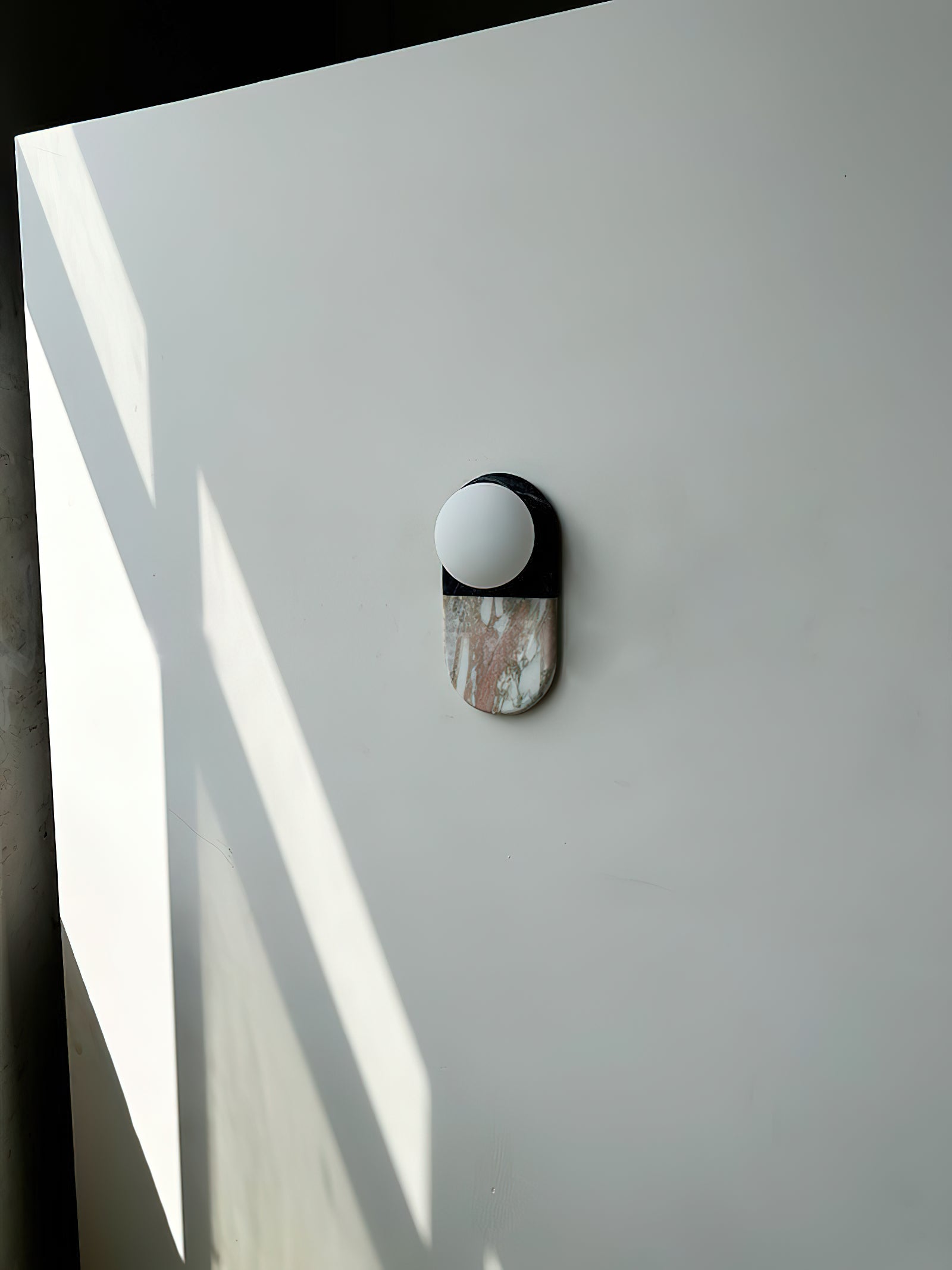 Freyza | Alvynan Marmor-Wandleuchte – Schlafzimmer, Flur