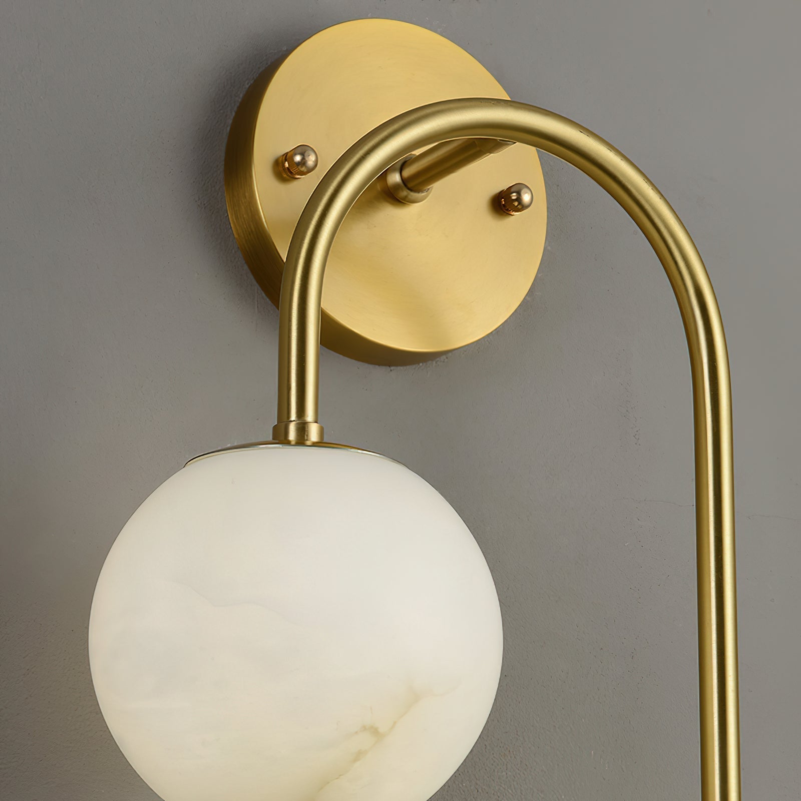 Freyza | Elthaila Wandleuchte aus Messing und Alabaster – Schlafzimmer, Flur